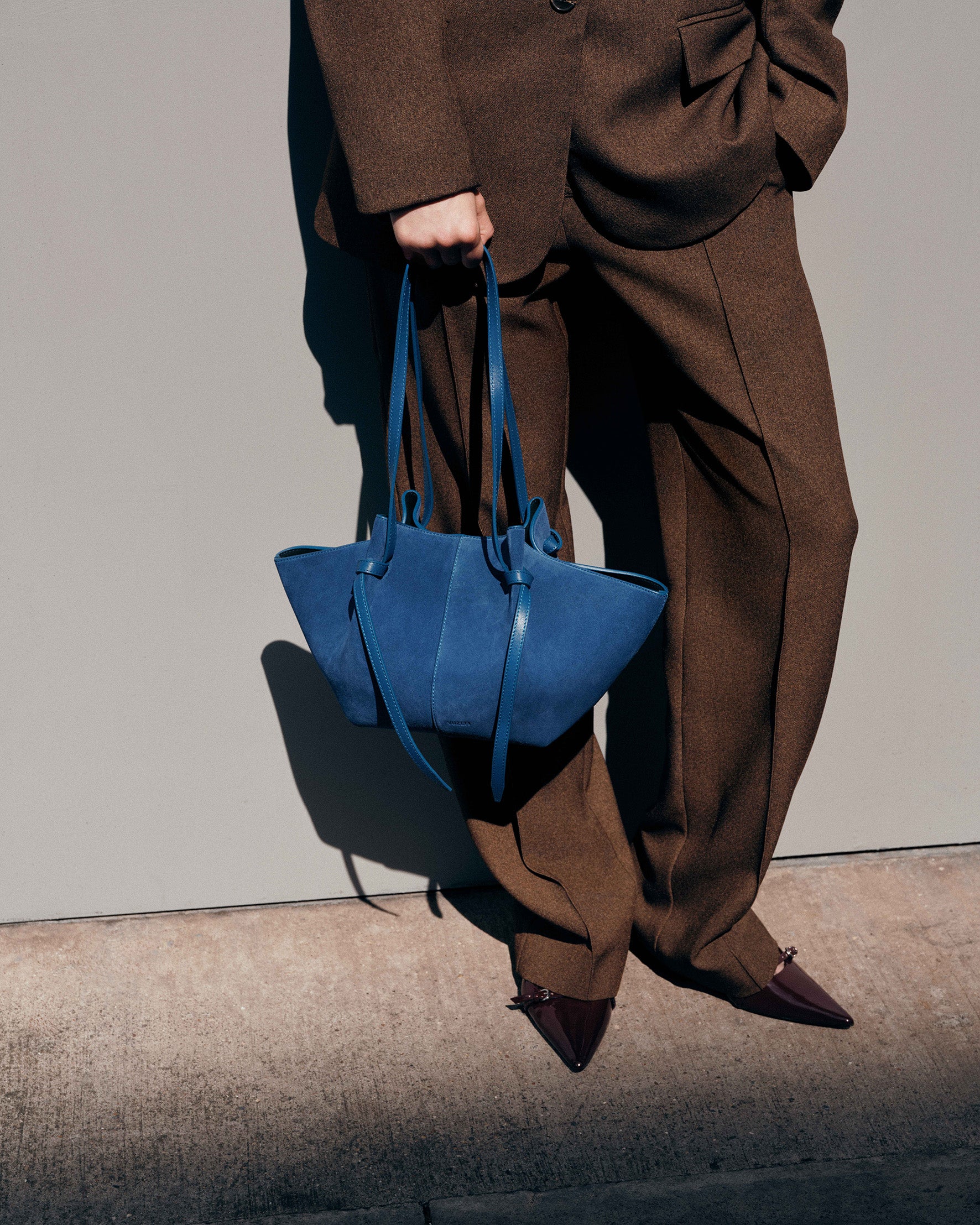 MOCHI - SUEDE BLUE