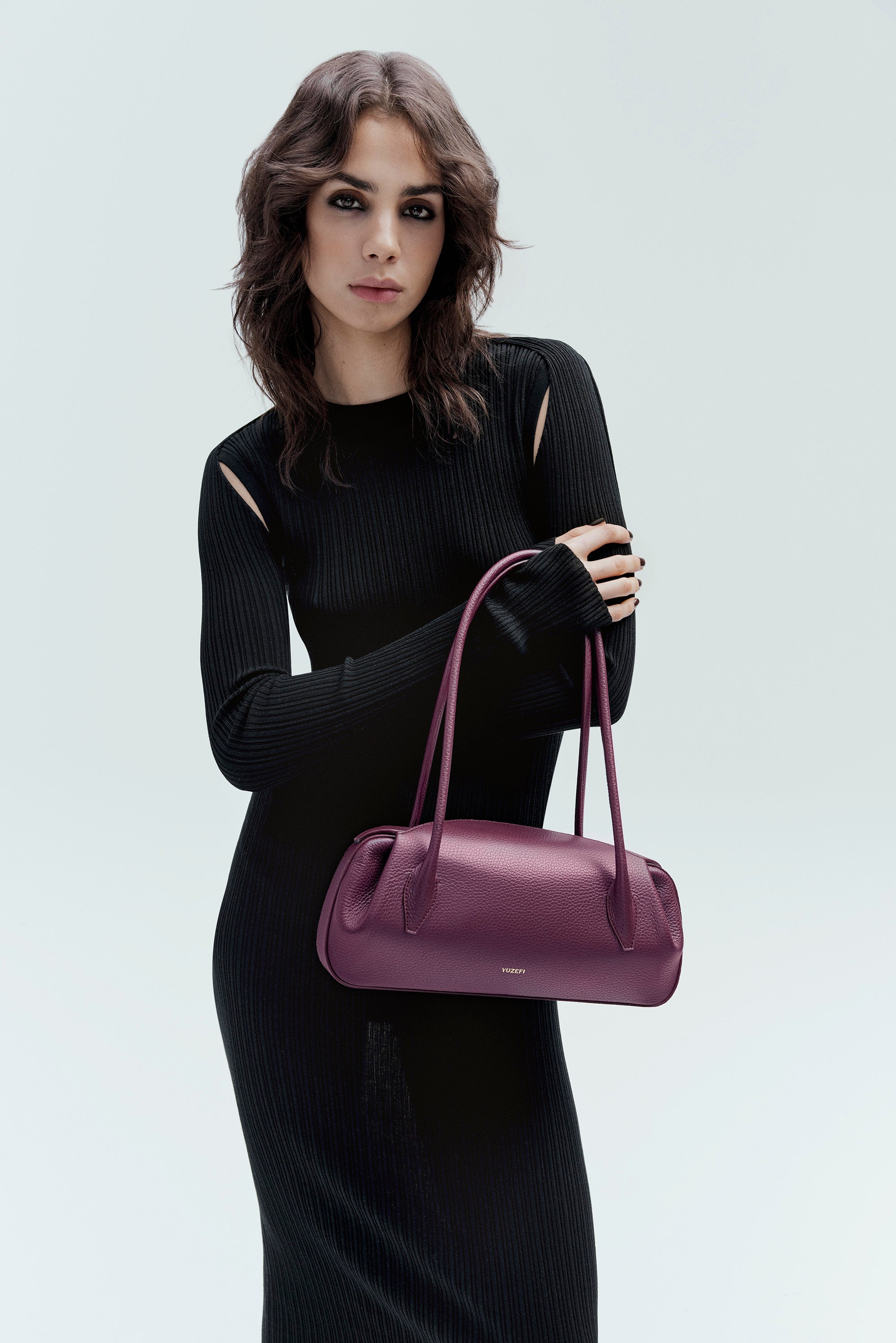OYSTER SHOULDER BAG - WINE PEBBLE GRAINED LEATHER