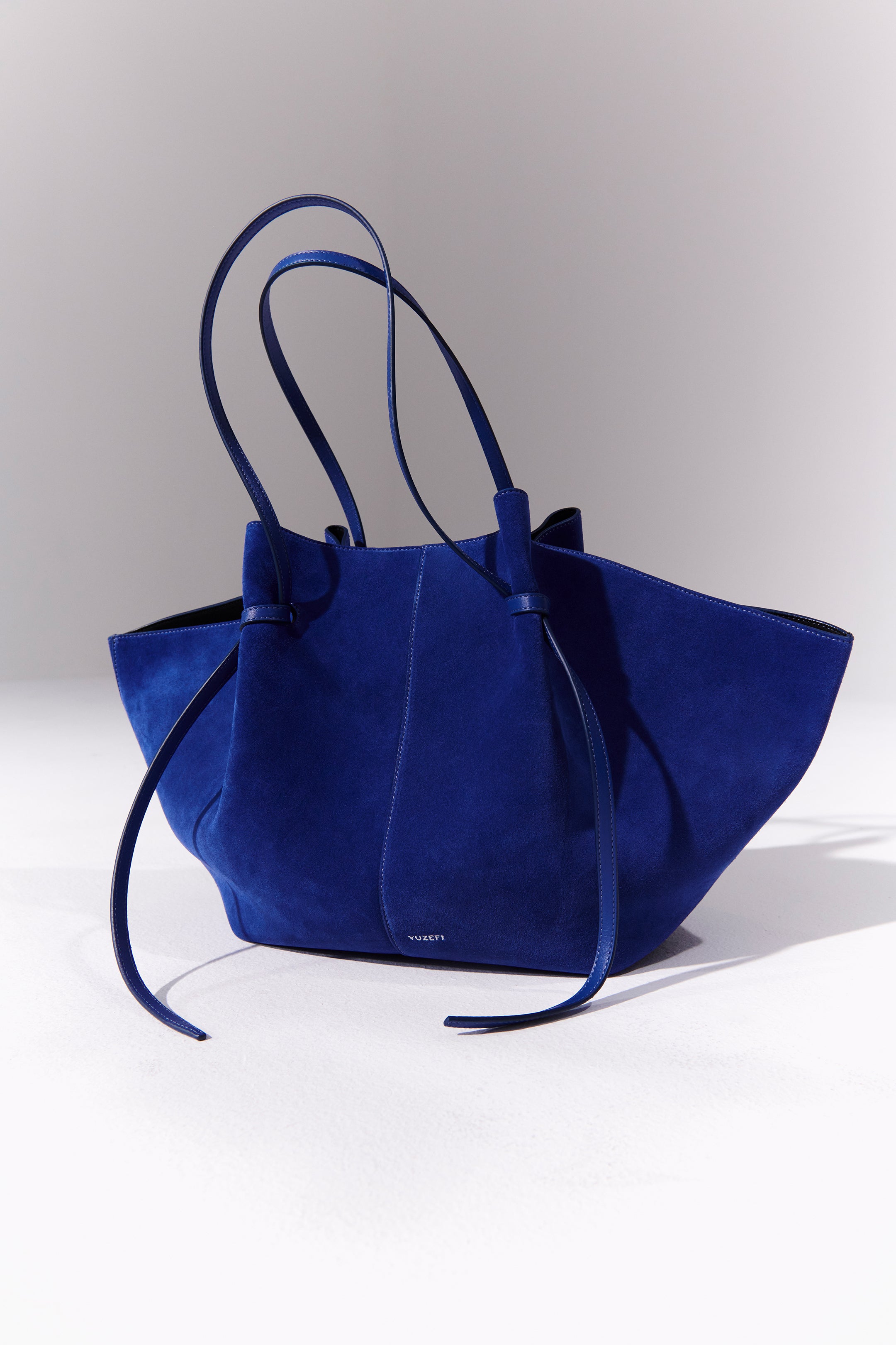 LARGE MOCHI - SUEDE BLUE