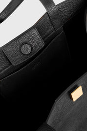 GYOZA TOTE - BLACK PEBBLE GRAINED LEATHER