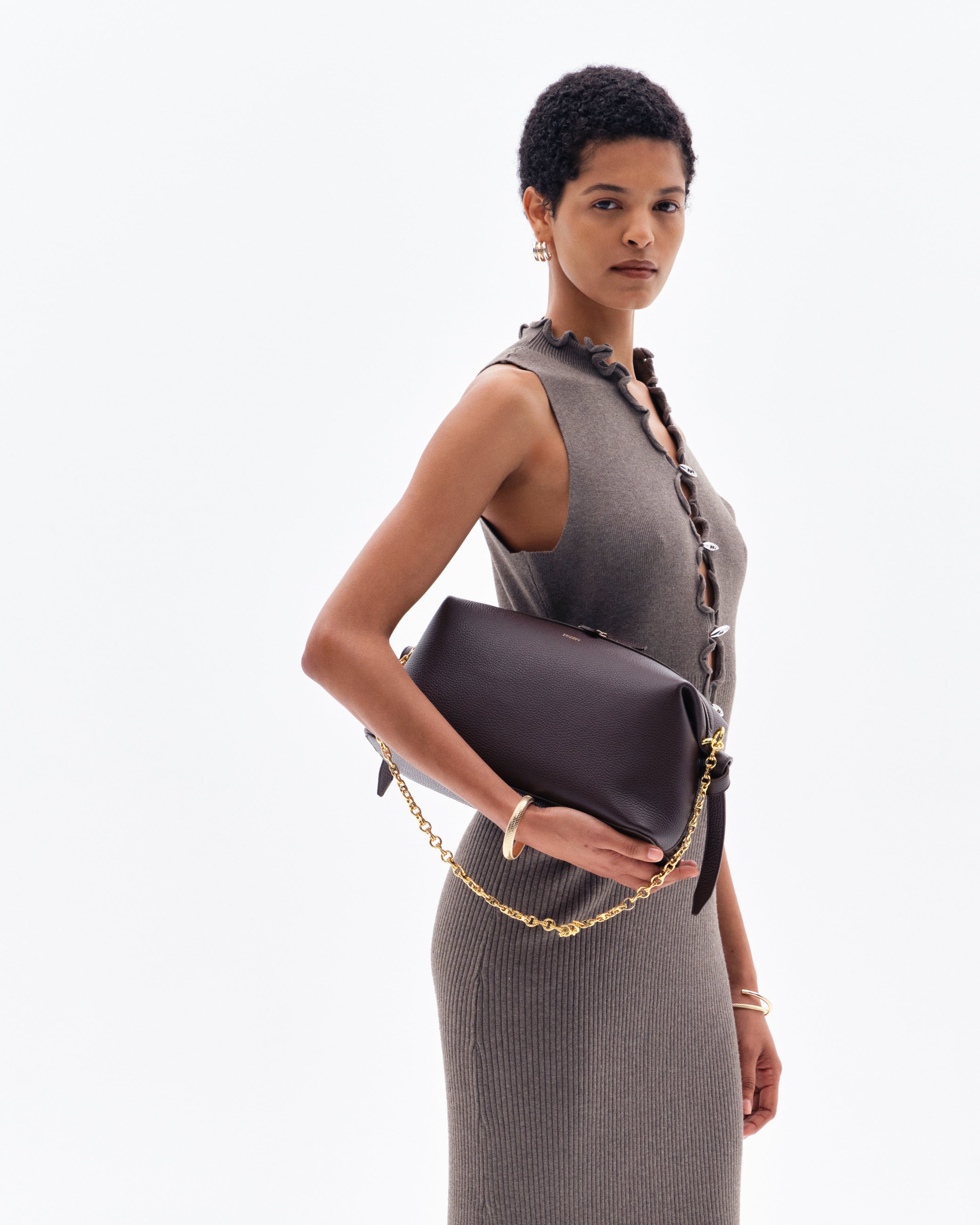 BRIOCHE POUCH - ESPRESSO PEBBLE GRAINED LEATHER