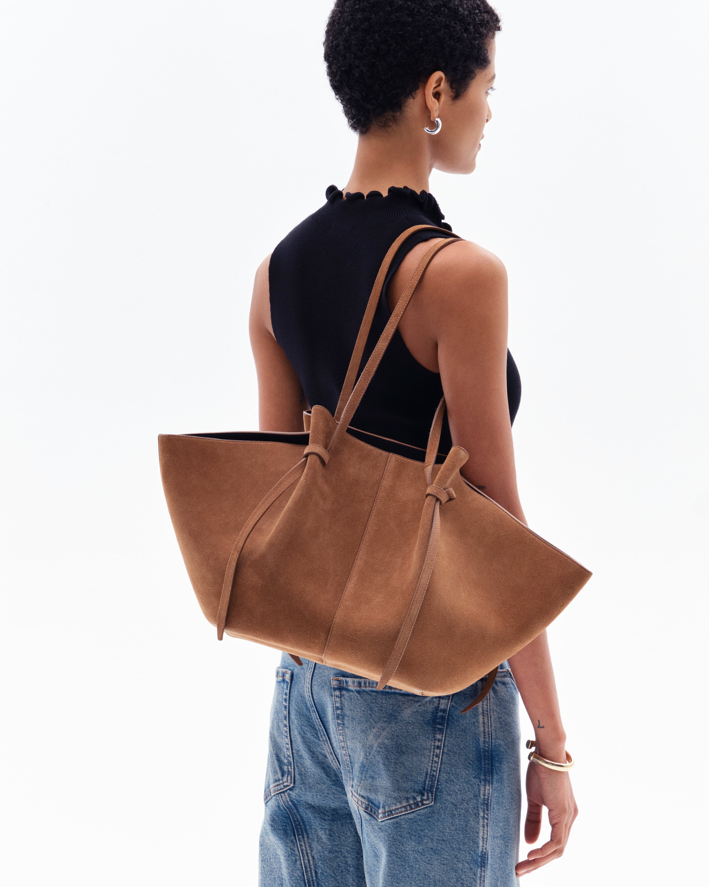 LARGE MOCHI - COGNAC SUEDE