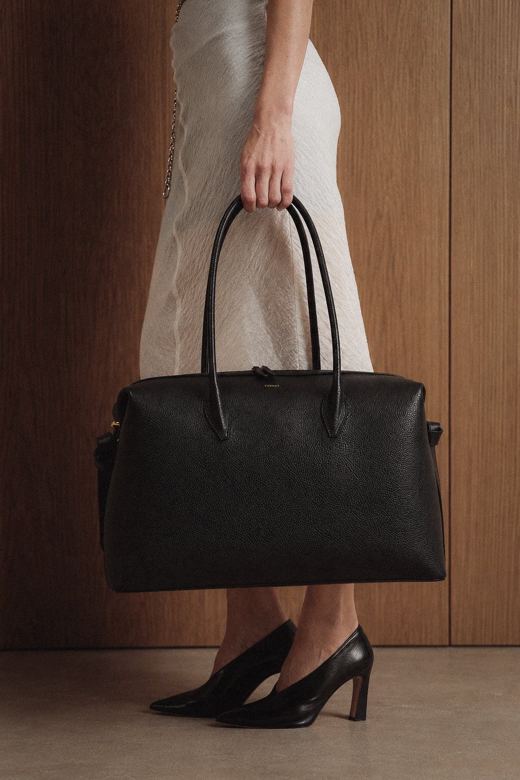 TRAVEL BAGS