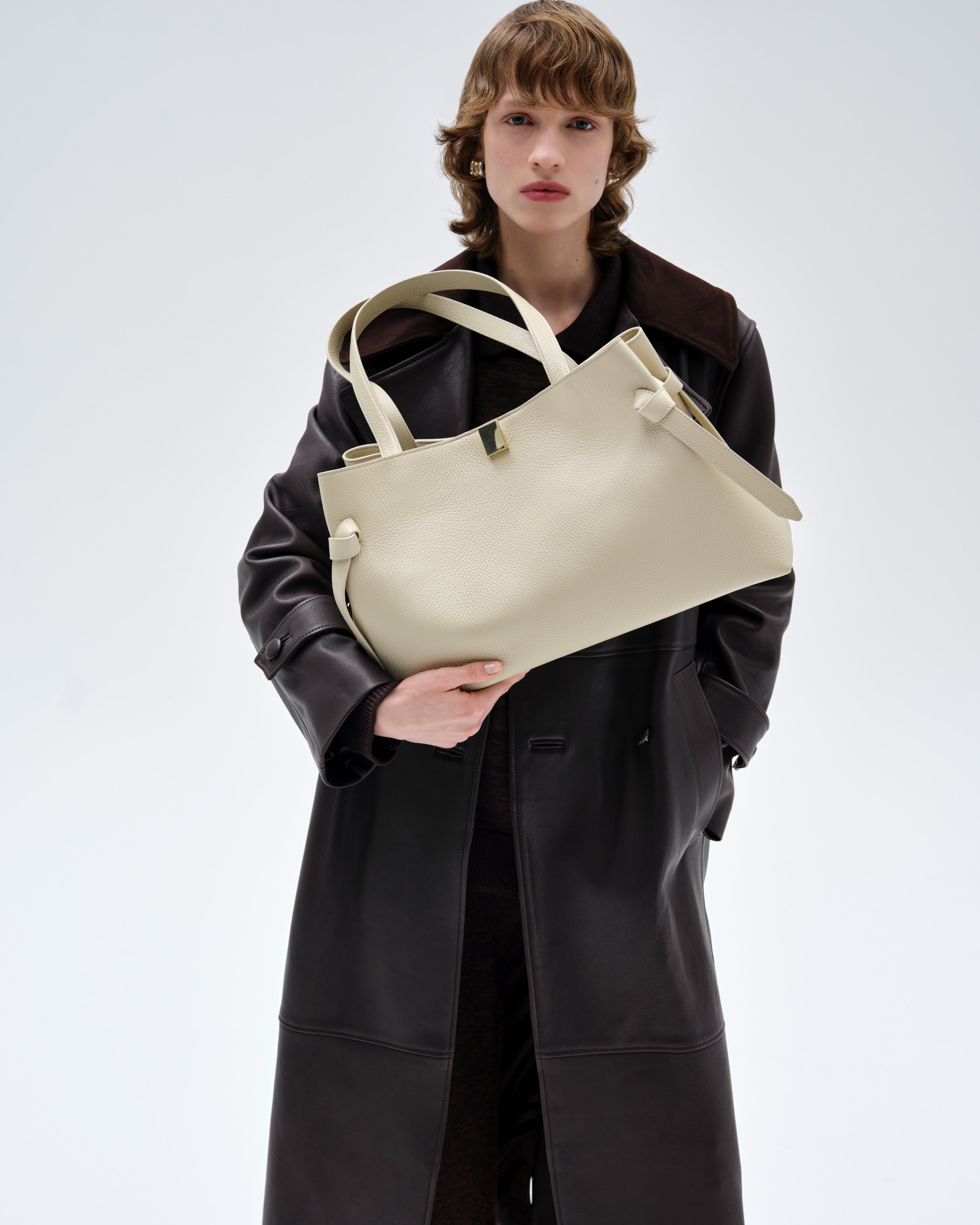 GYOZA TOTE - ANGORA PEBBLE GRAINED LEATHER