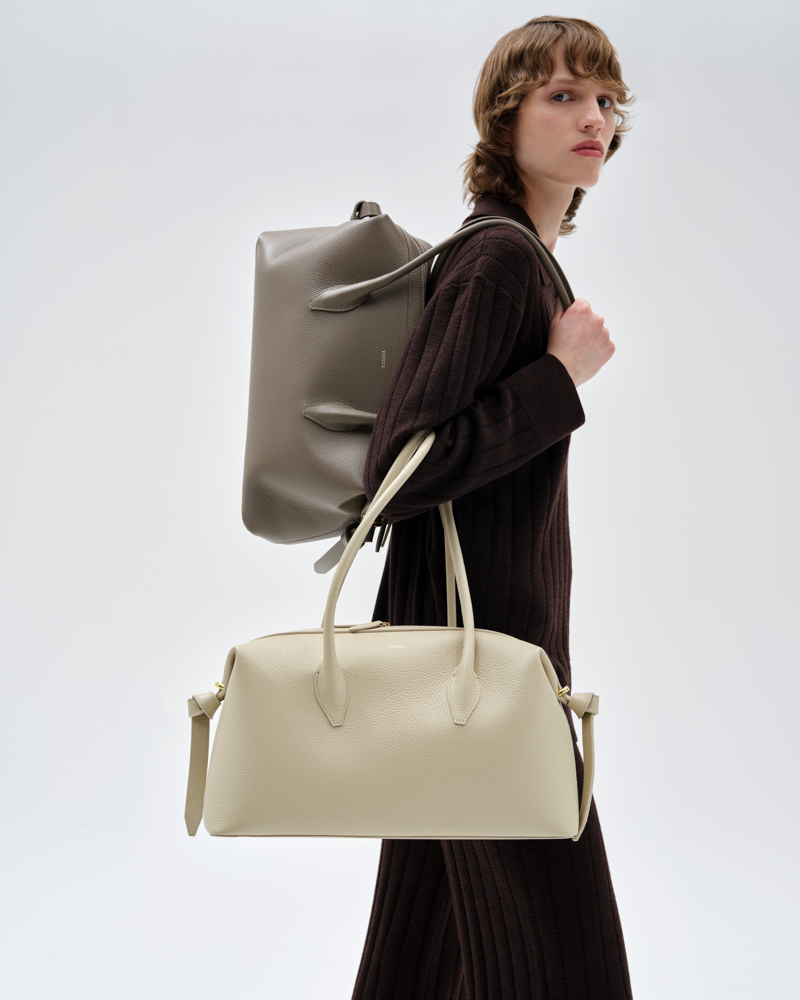 BRIOCHE DUFFLE - ANGORA PEBBLE GRAINED LEATHER