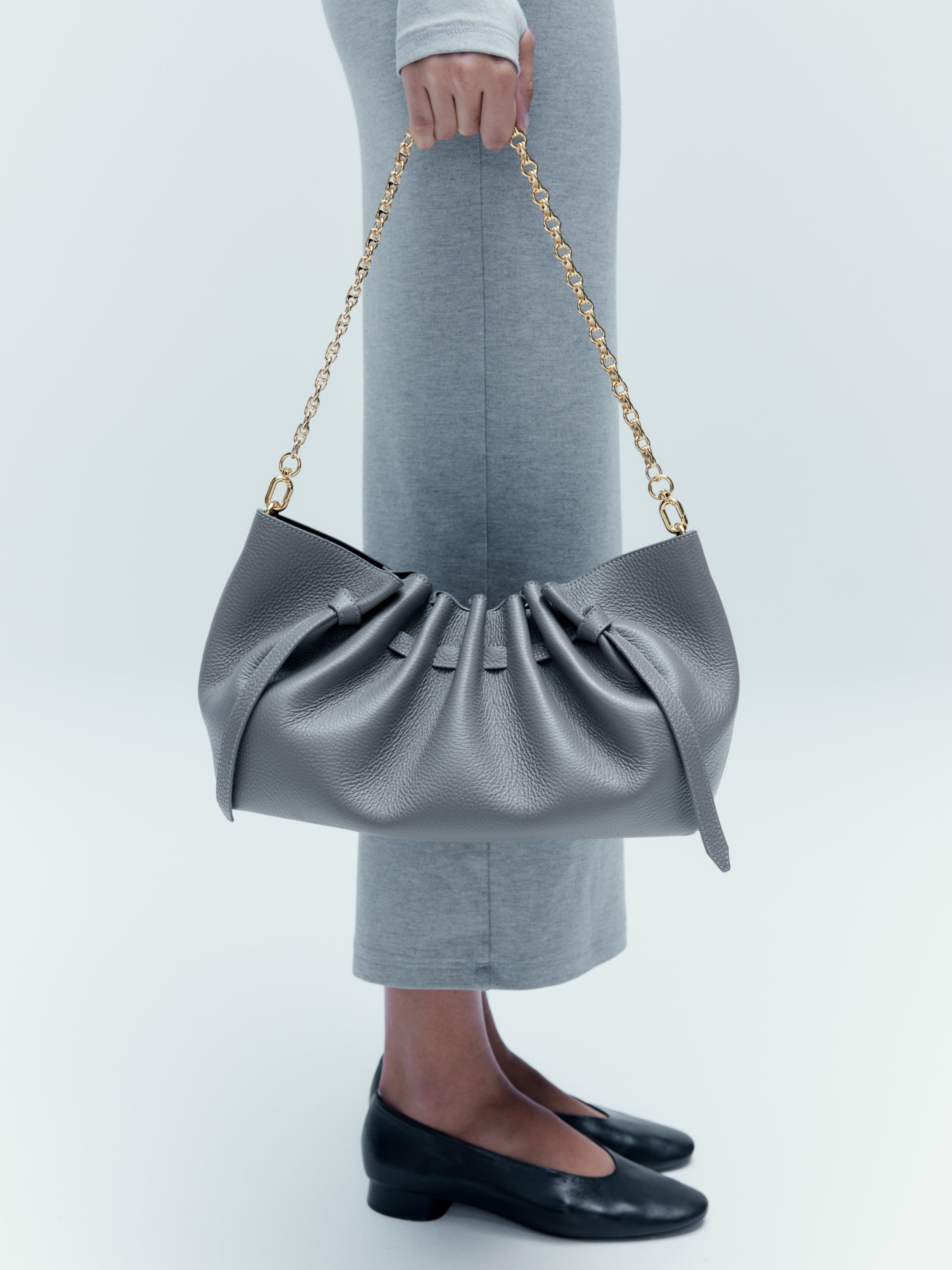 SCALLOP CLUTCH - ZINC PEBBLE GRAINED LEATHER