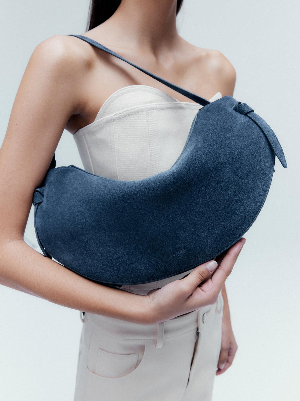 【YUZEFI】FORTUNE COOKIE CLUSTER STUD SUEDE main image 1