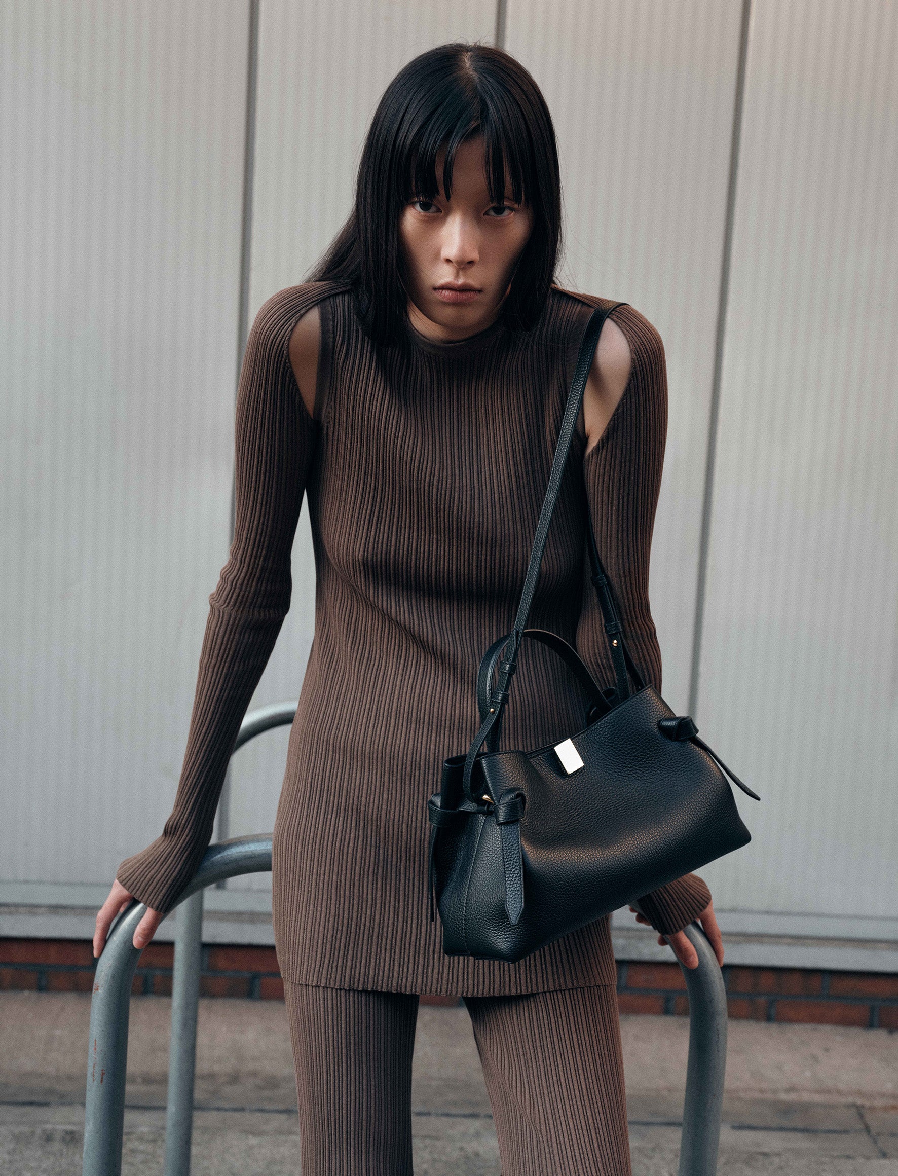 CROSSBODY BAGS – Yuzefi