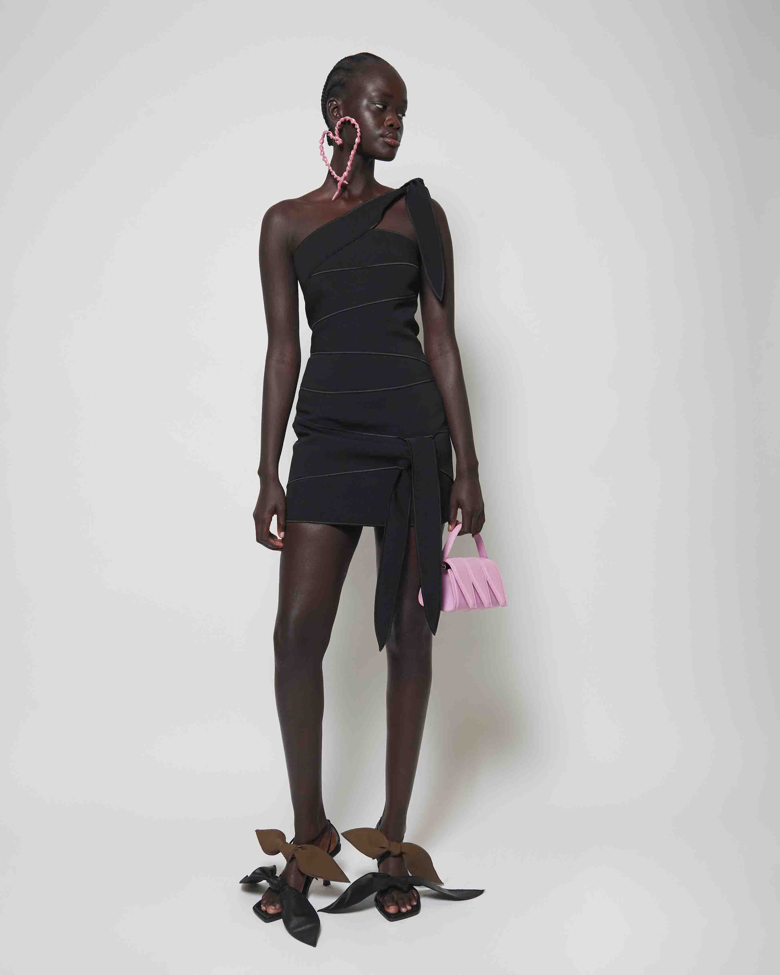 ONE SHOULDER MINI DRESS - BLACK