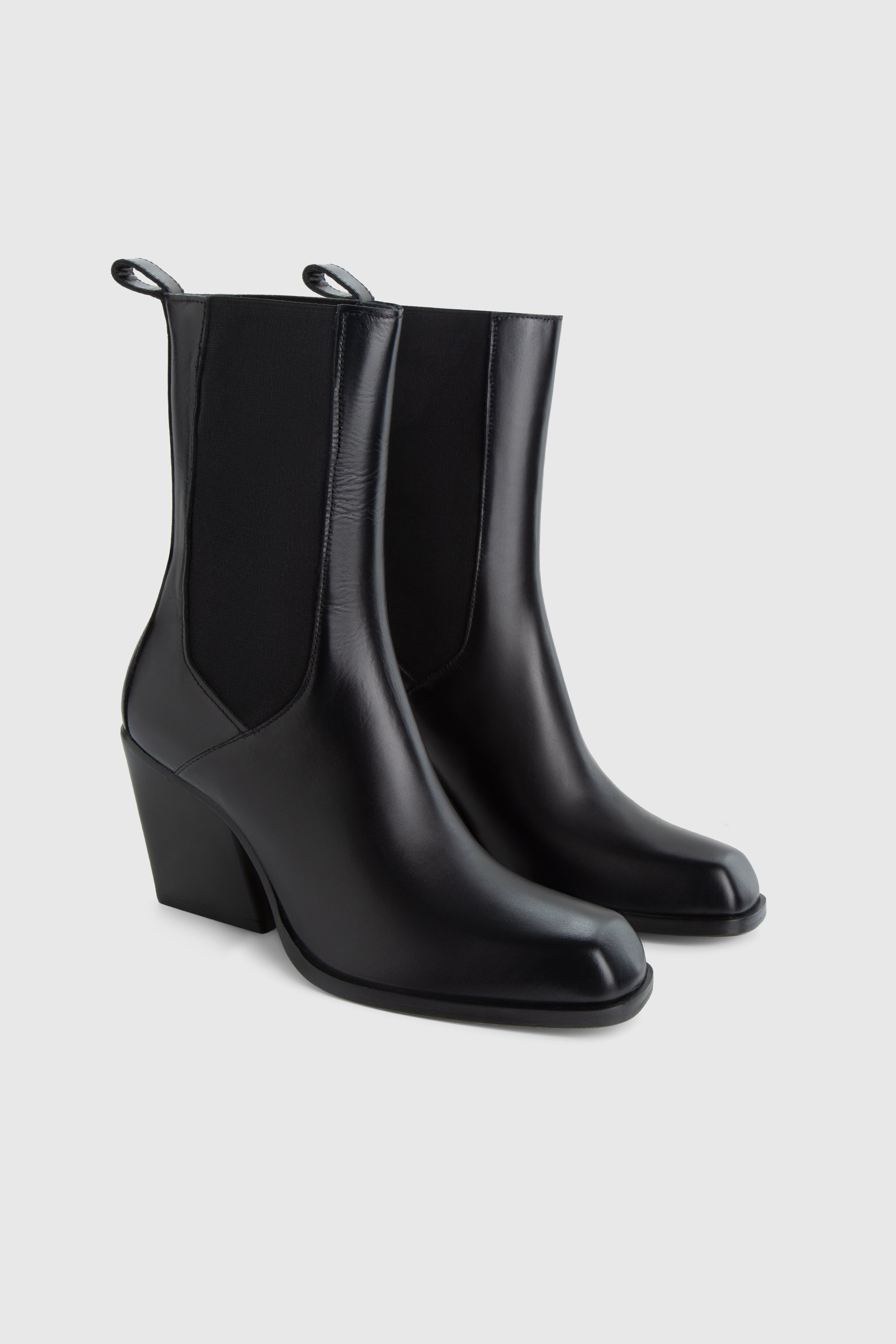 DELAVAR_CHELSEA_BOOT_-_BLACK_LEATHER_2.jpg