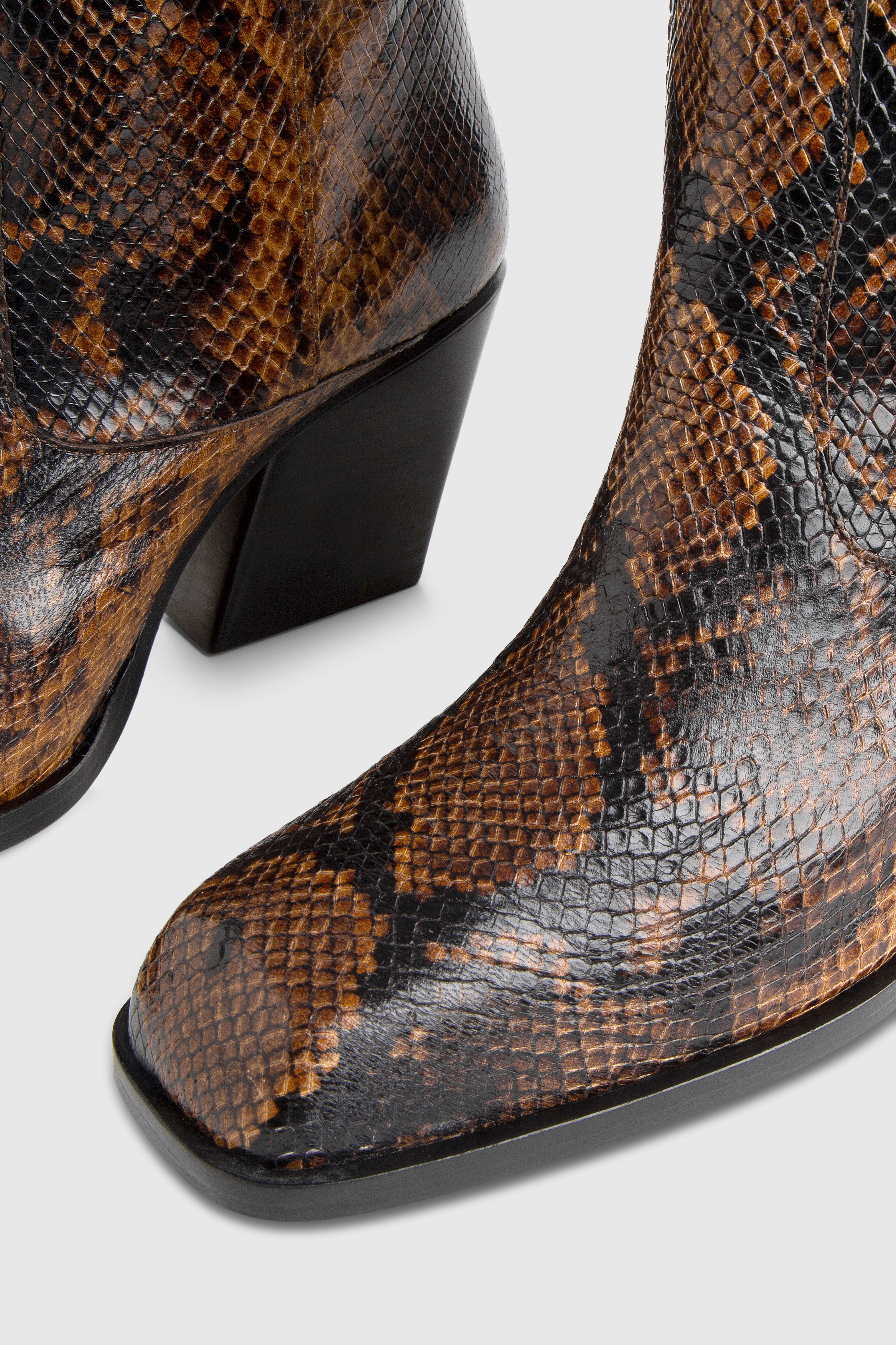 DELAVAR KNEE BOOT - EMBOSSED COGNAC SNAKE LEATHER