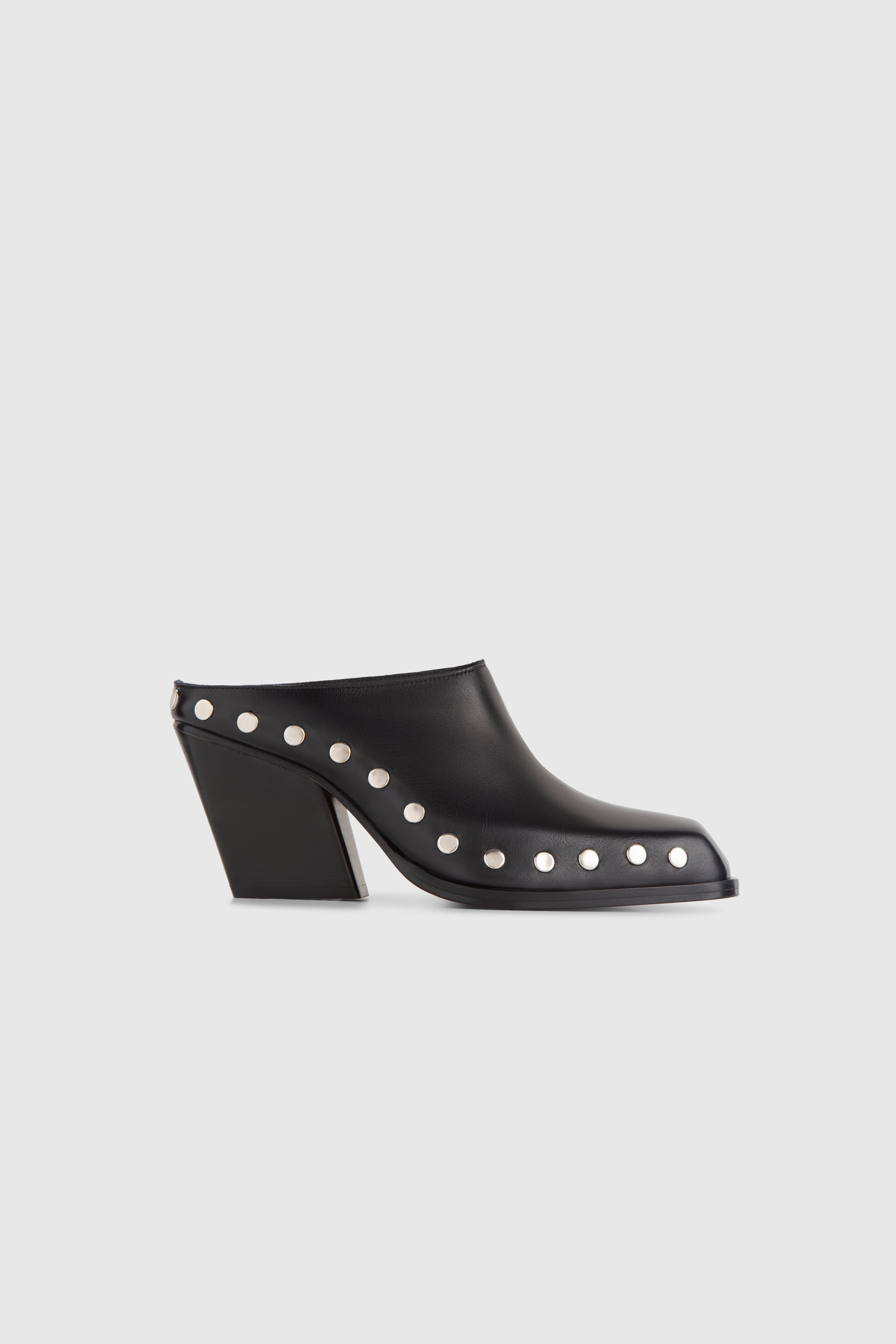 DELAVAR_MULE_-_BLACK_SILVER_LEATHER_1.jpg