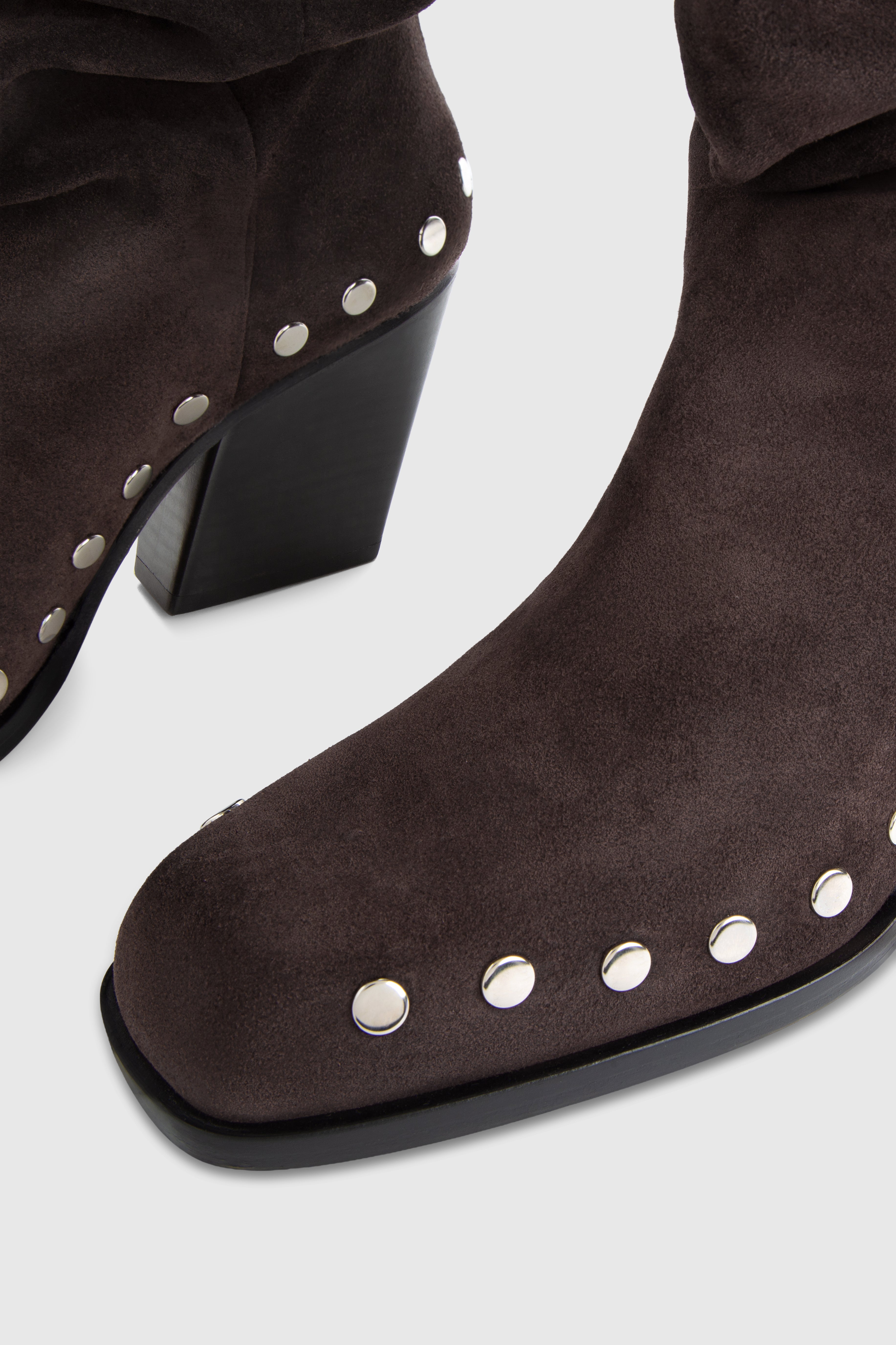DELAVAR SLOUCH BOOT - NUTMEG SUEDE