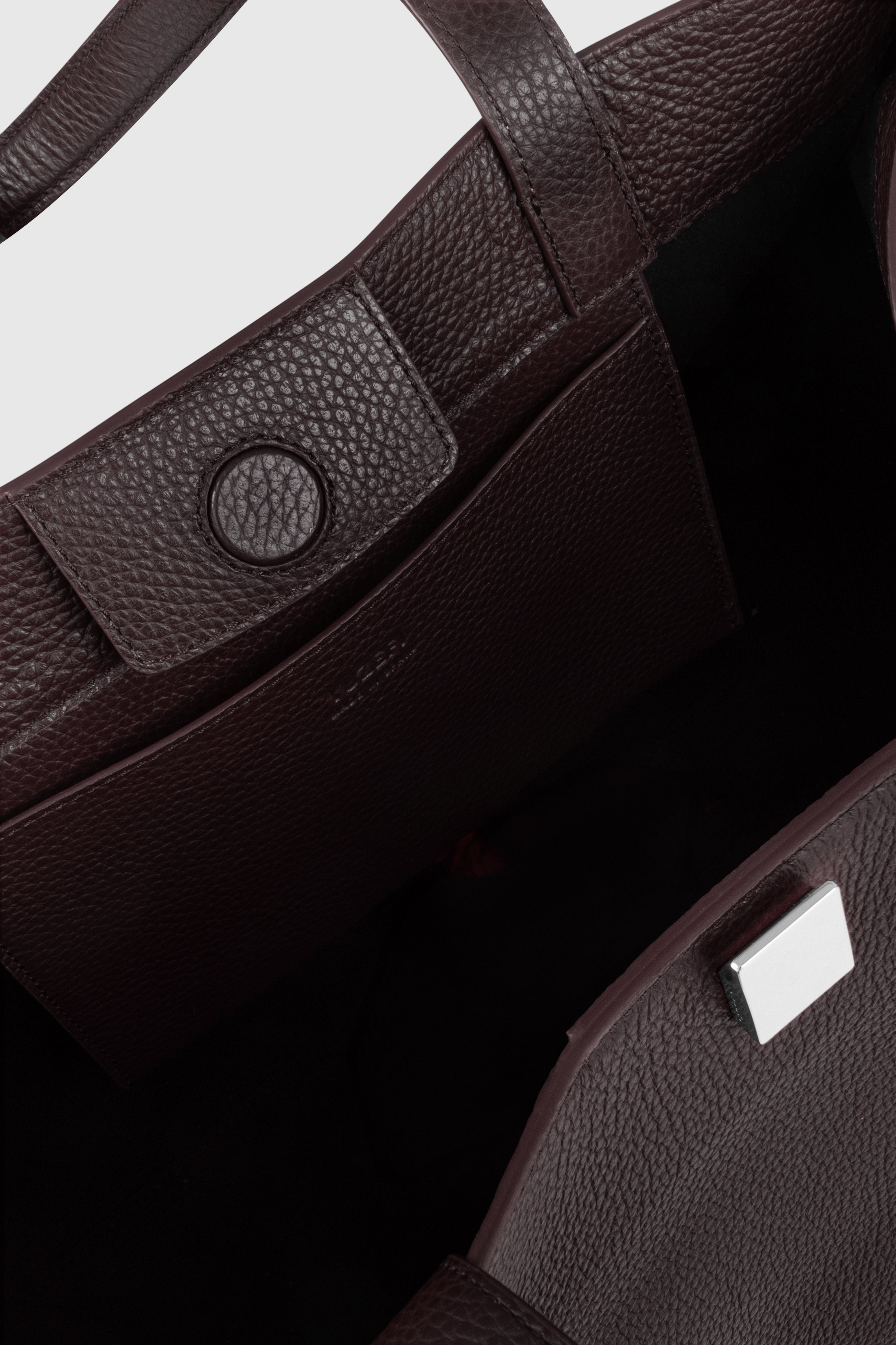 GYOZA TOTE - CASSIS PEBBLE GRAINED LEATHER