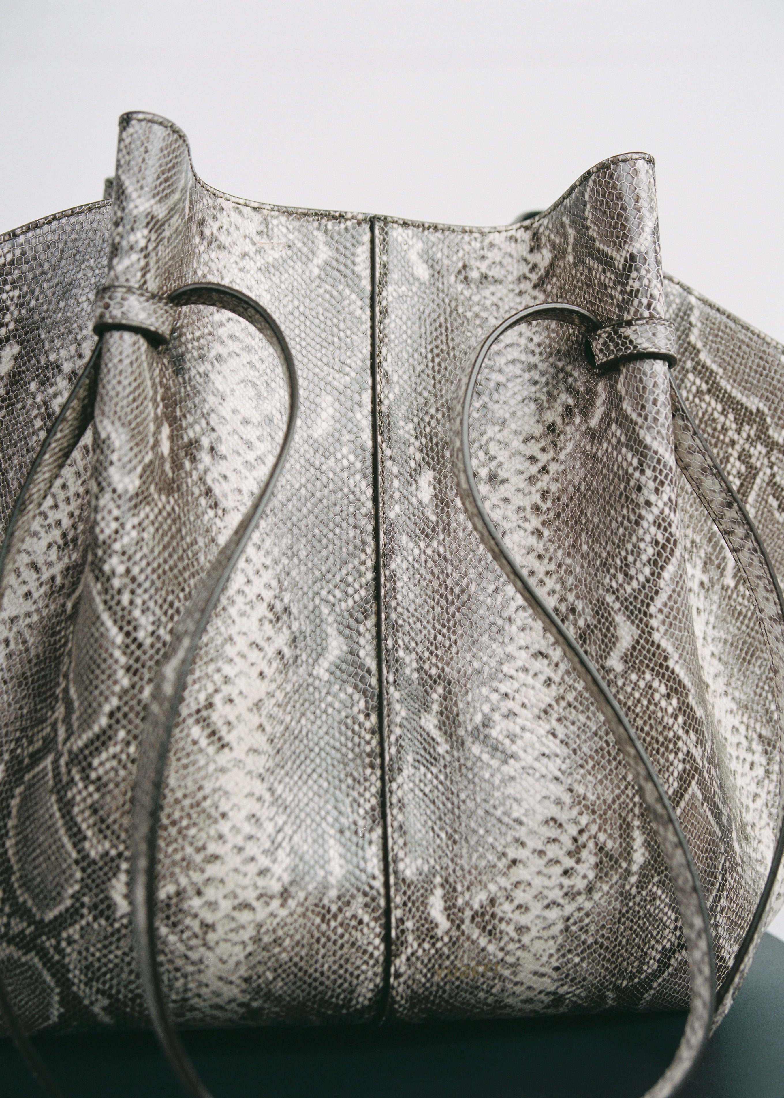 LARGE MOCHI - EMBOSSED ASH SNAKE COWHIDE LEATHER