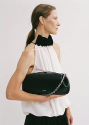 OYSTER CLUTCH - BLACK SMOOTH LEATHER