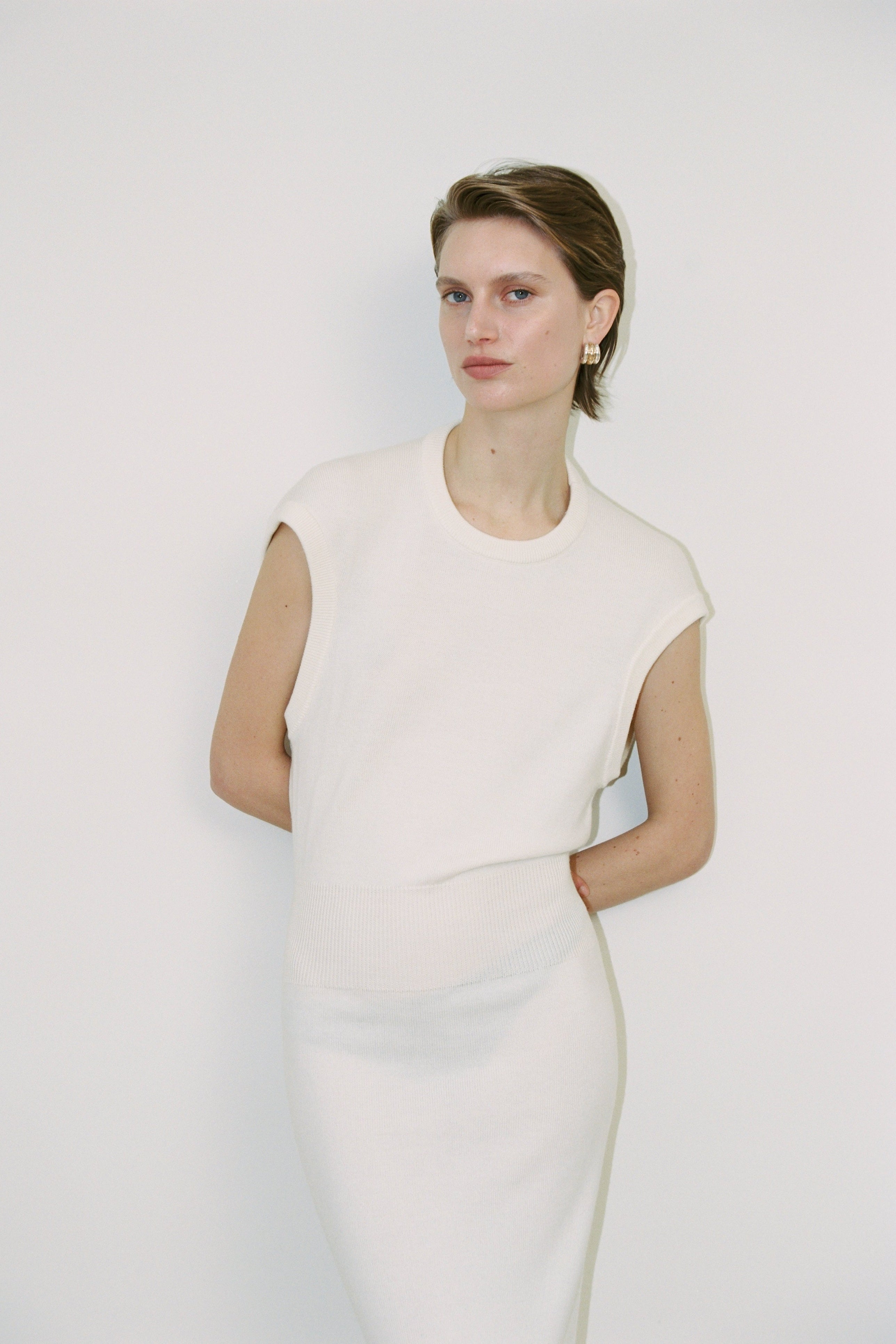 ZIBA DRAPE BACK DRESS - VANILLA