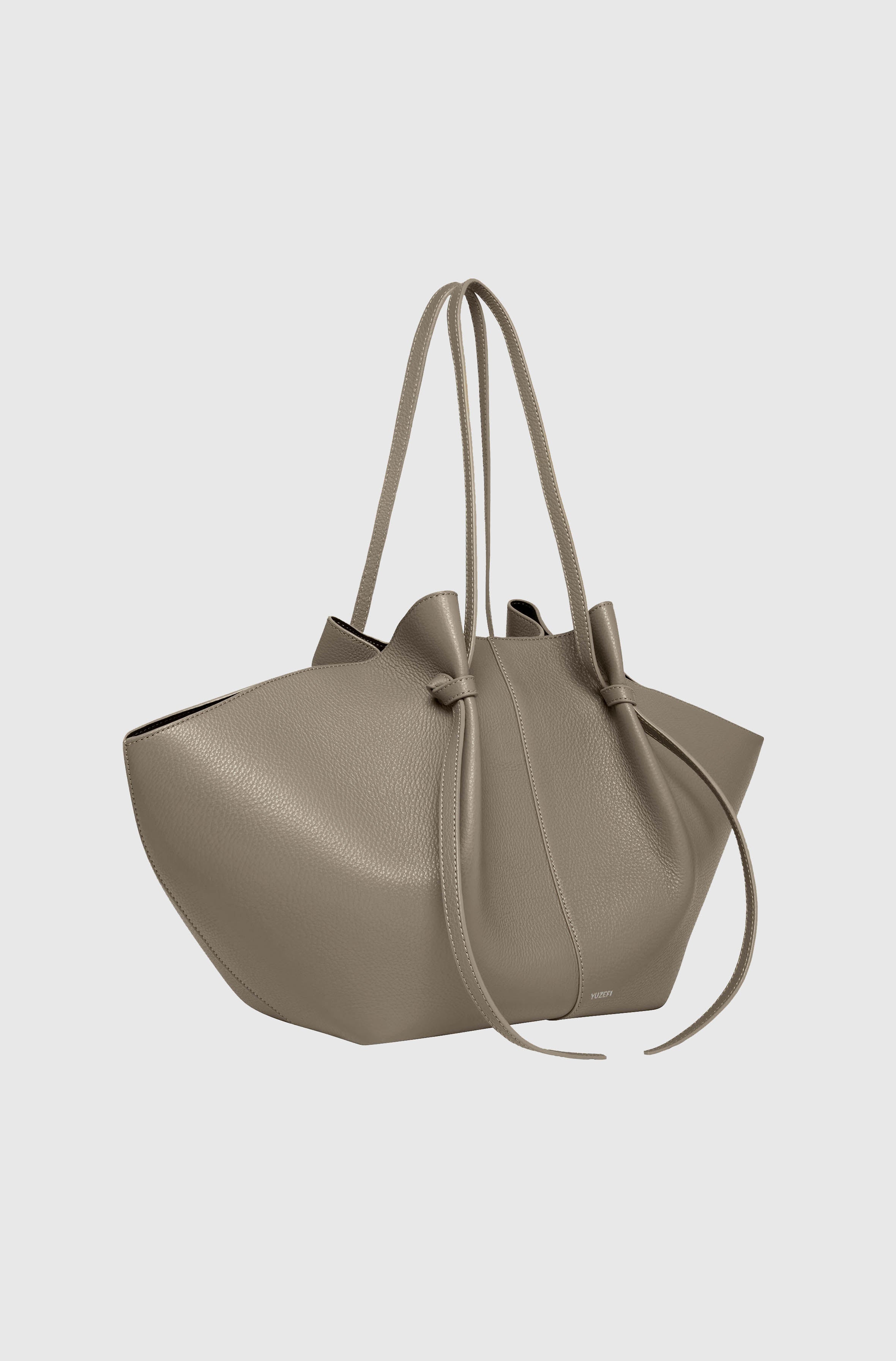 LARGE MOCHI - TAUPE PEBBLE GRAINED LEATHER