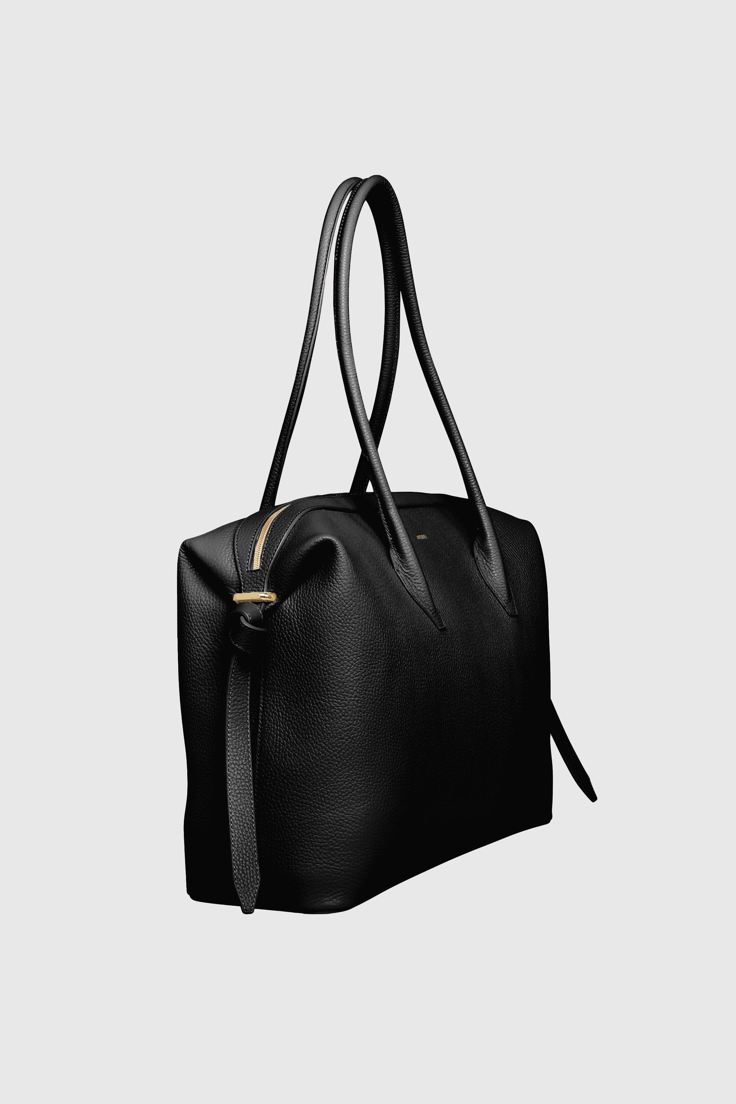 LARGE BRIOCHE DUFFLE - BLACK PEBBLE GRAINED LEATHER
