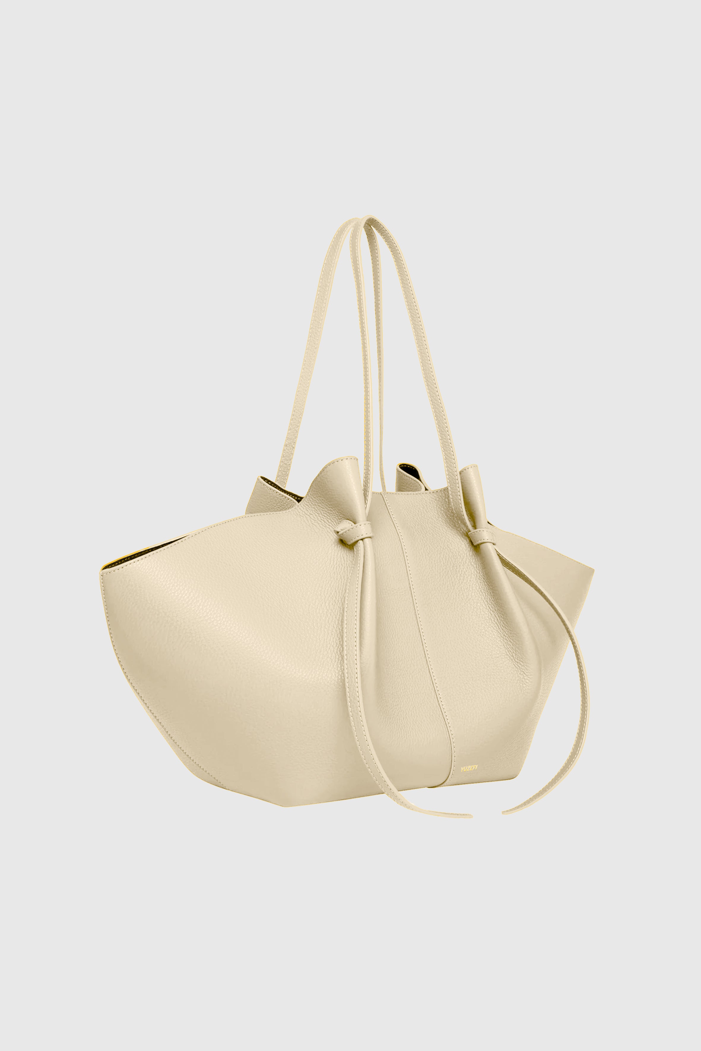 LARGE MOCHI - ANGORA PEBBLE GRAINED LEATHER