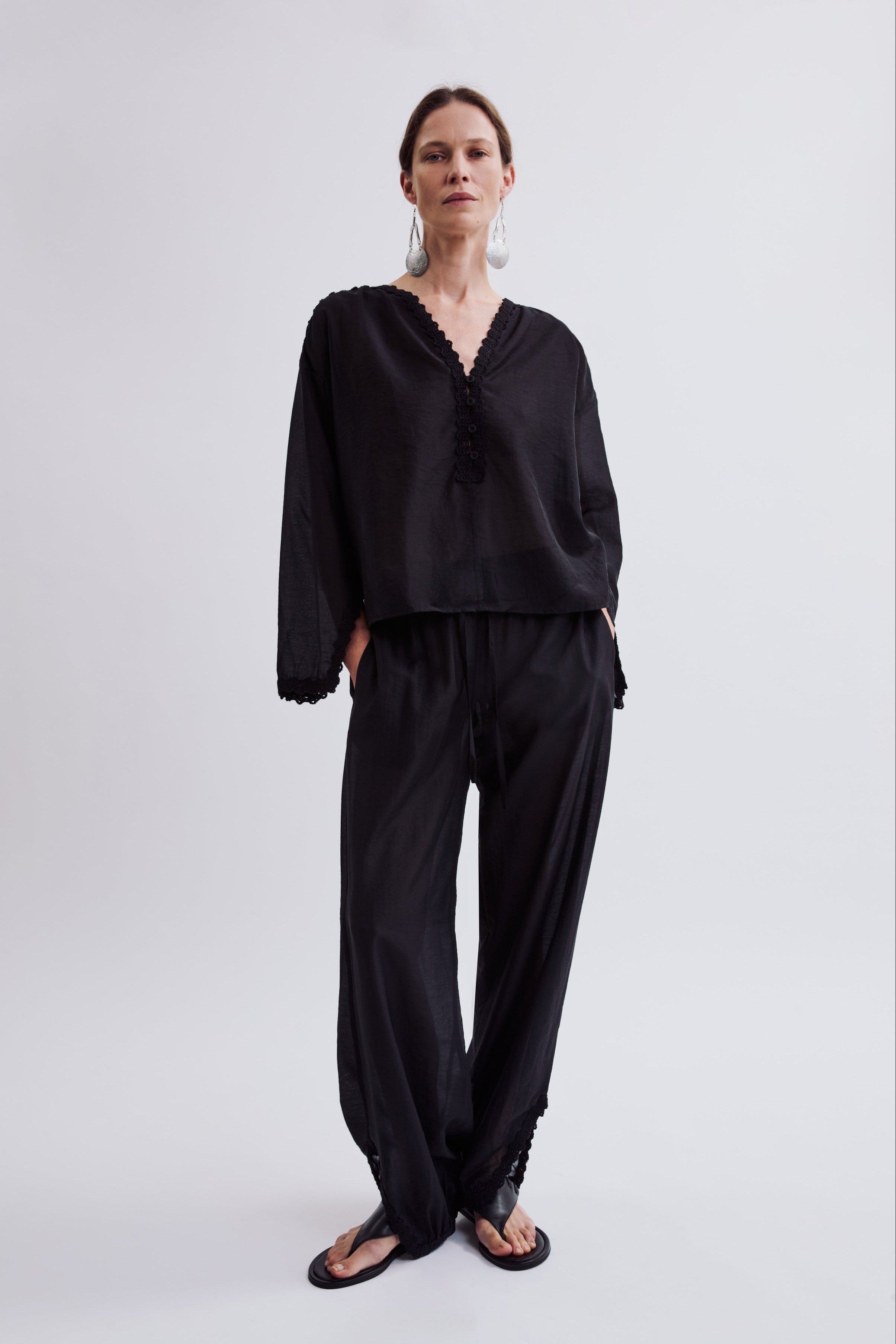 MARIS FLIP FLOP - BLACK GOJI LEATHER