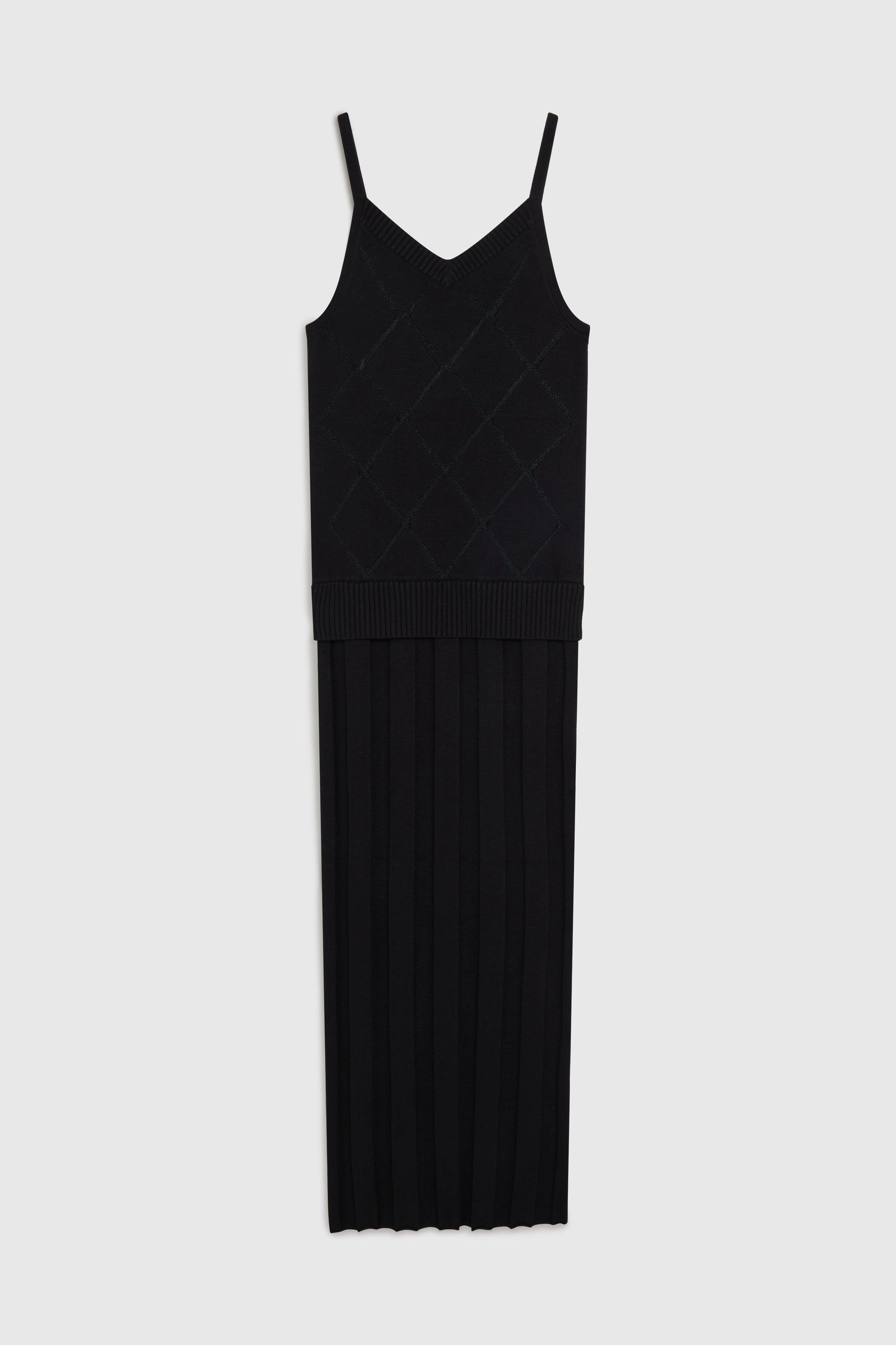 MARGOT_FITTED_PLEATED_STRAP_DRESS_KNIT_BLACK_FRONT.jpg