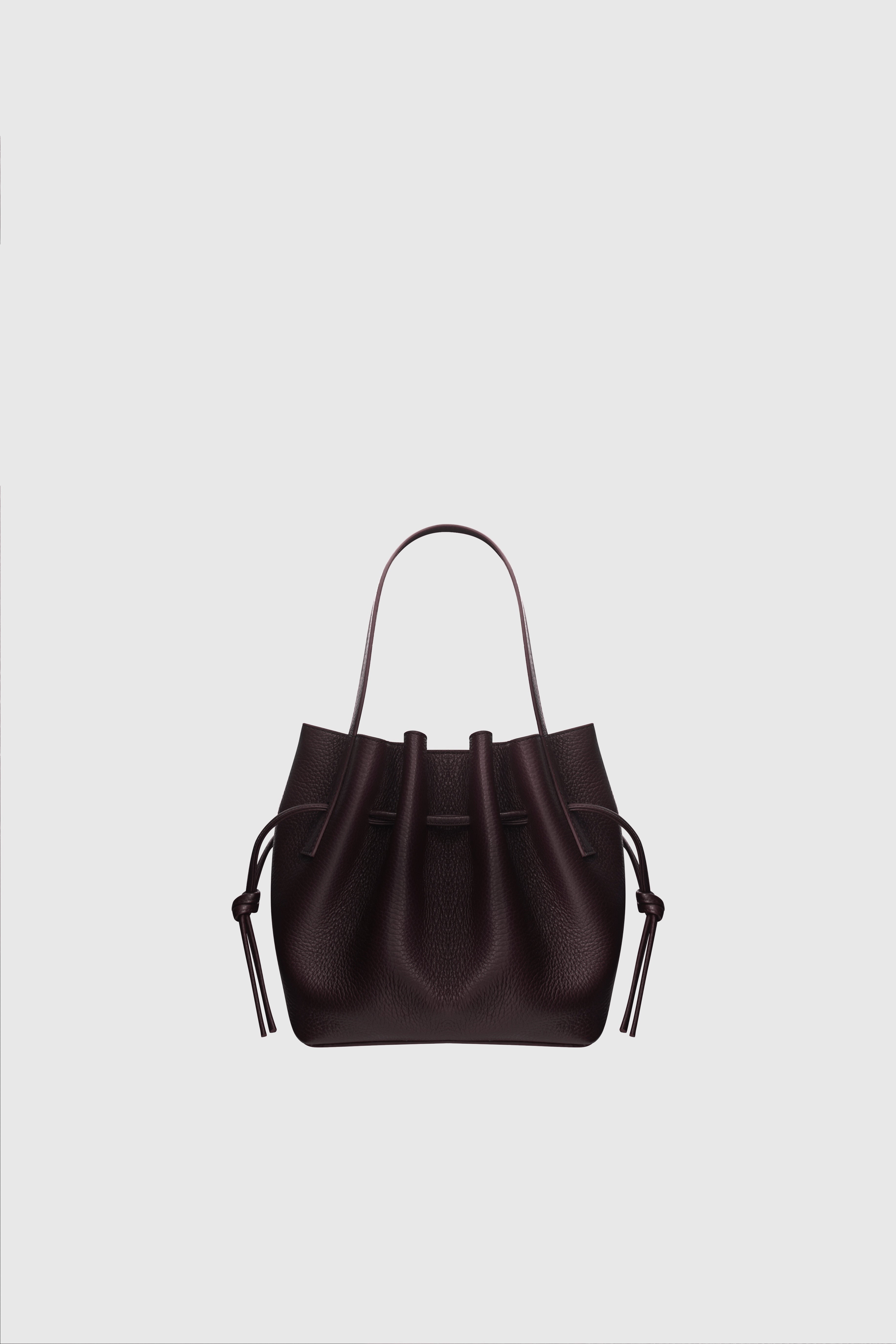MINI_SCALLOP_TOTE_CASSIS_PGL_01.jpg