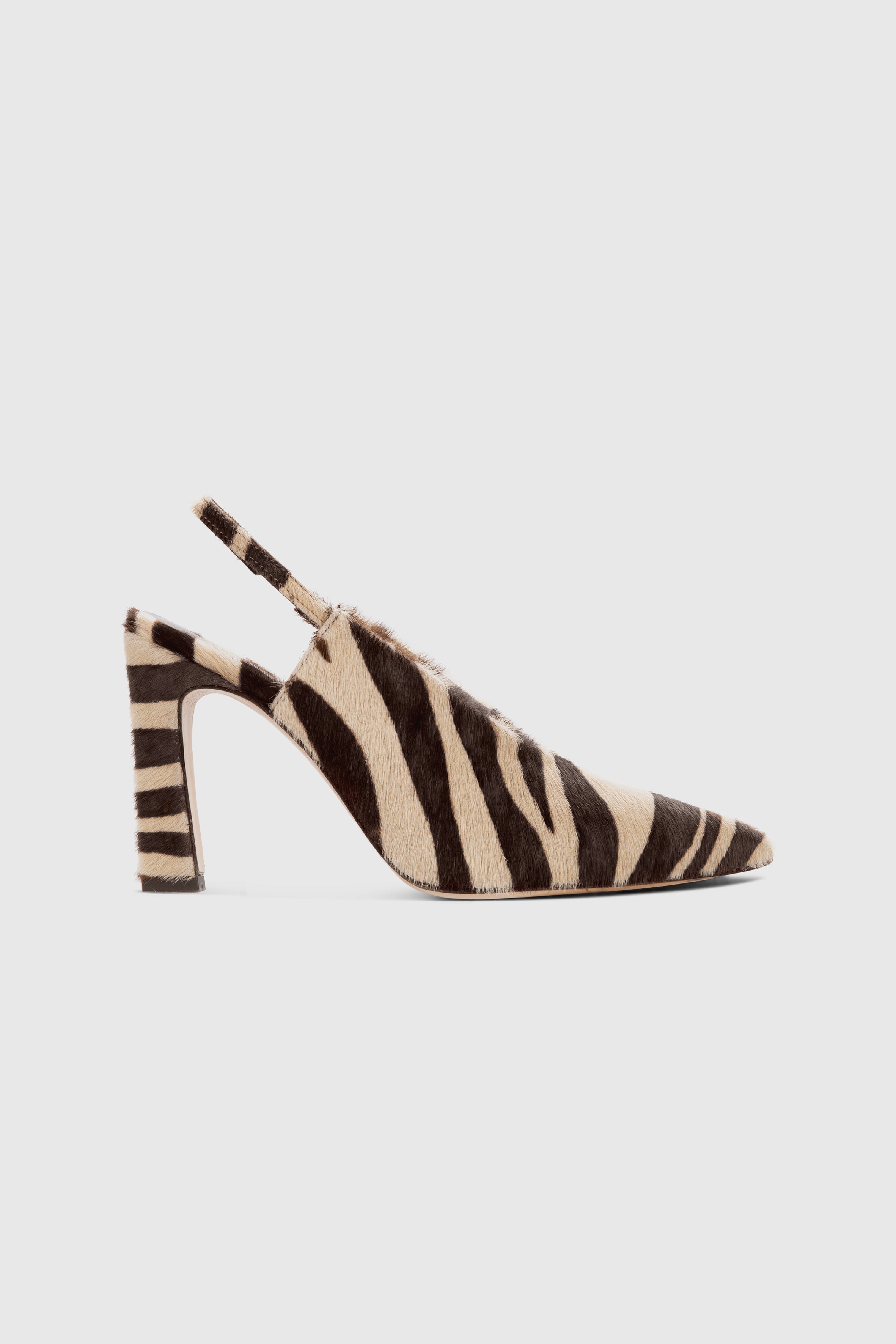 NURSLINGBACK-SAVANNAHAIRCALF_1.jpg