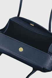 OYSTER SHOULDER BAG - MIDNIGHT PEBBLE GRAINED LEATHER