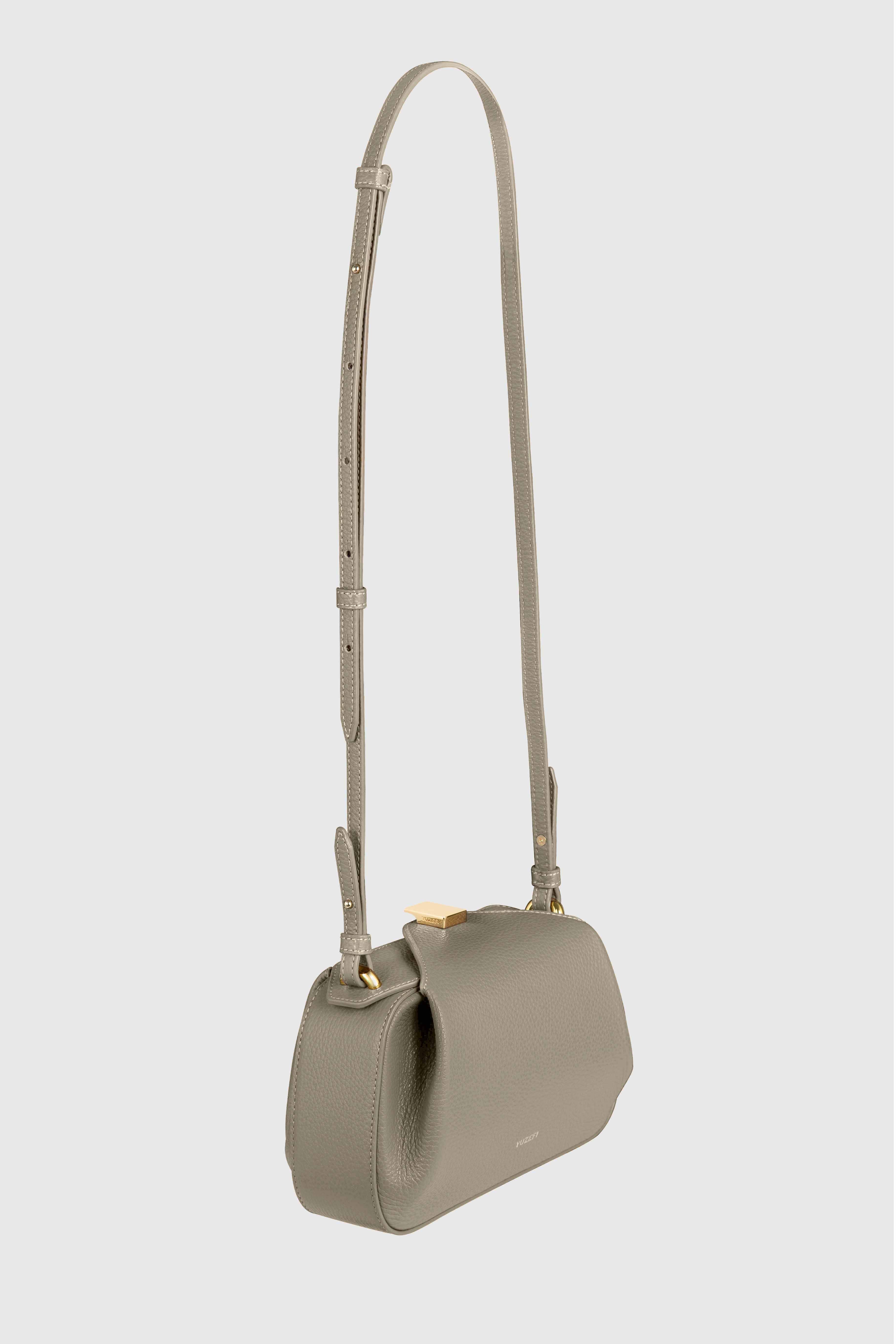 MINI OYSTER CLUTCH - TAUPE PEBBLE GRAINED LEATHER