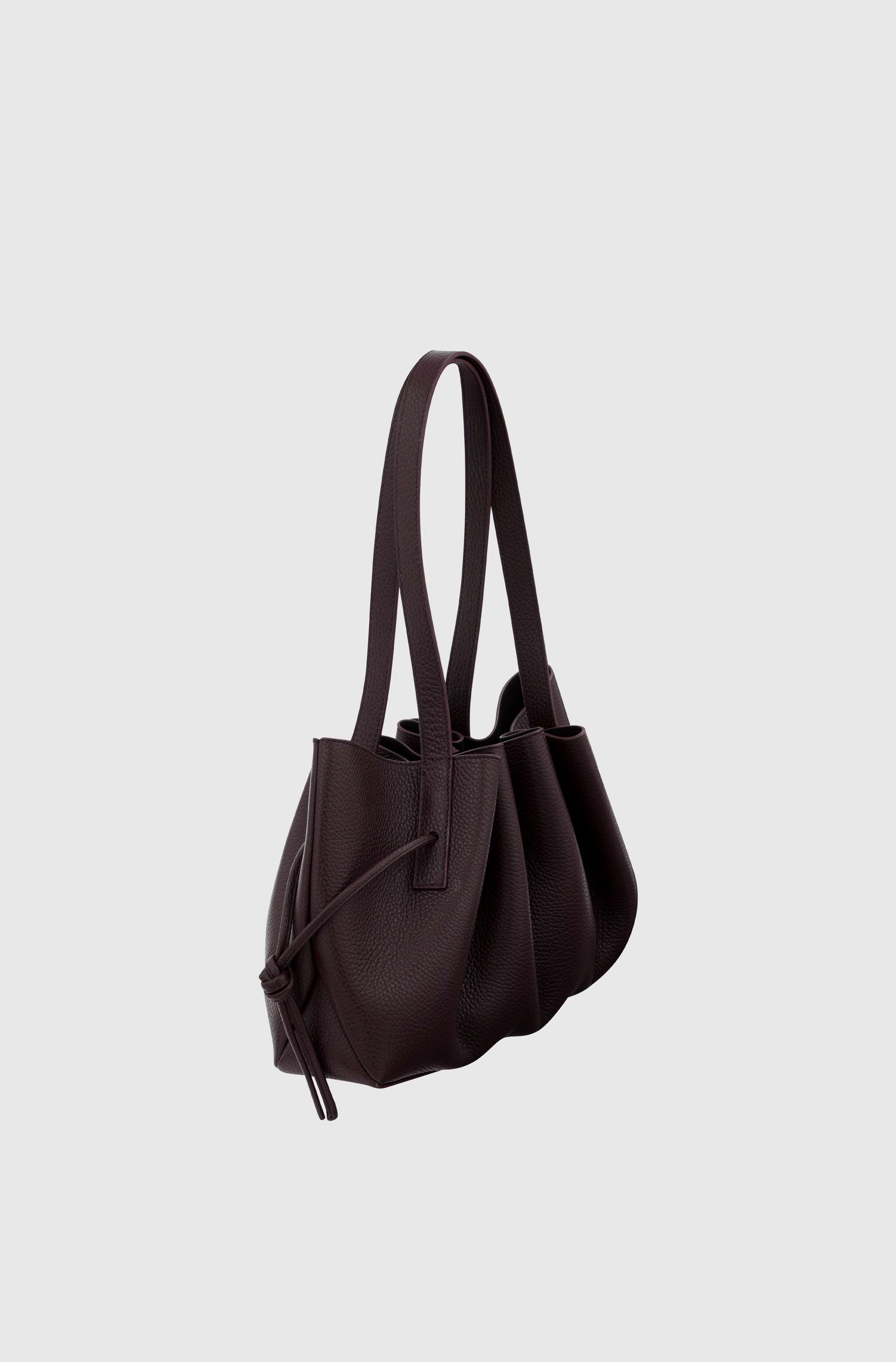 SCALLOP SHOULDER BAG - CASSIS PEBBLE GRAINED LEATHER