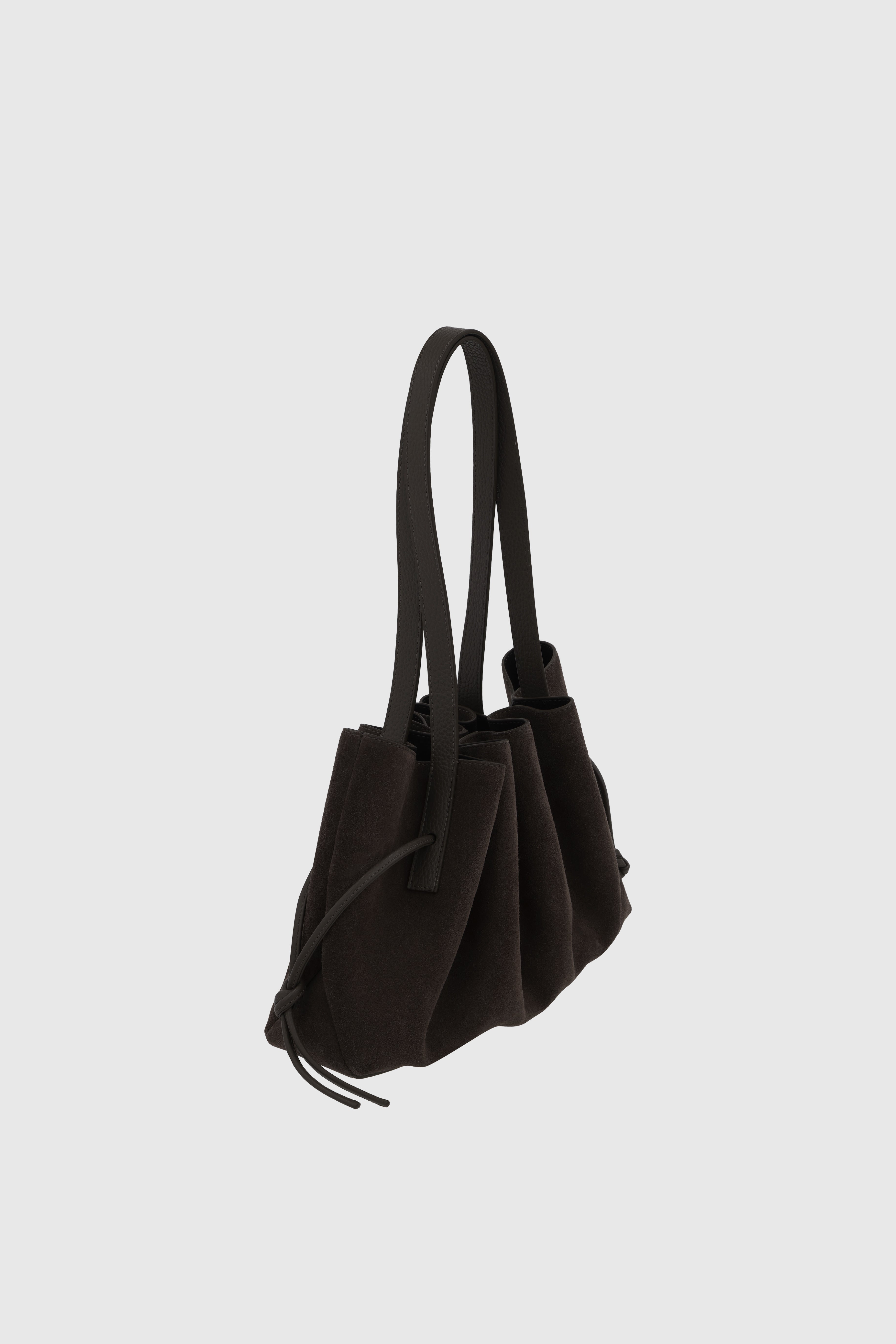SCALLOP SHOULDER BAG - GANACHE SUEDE