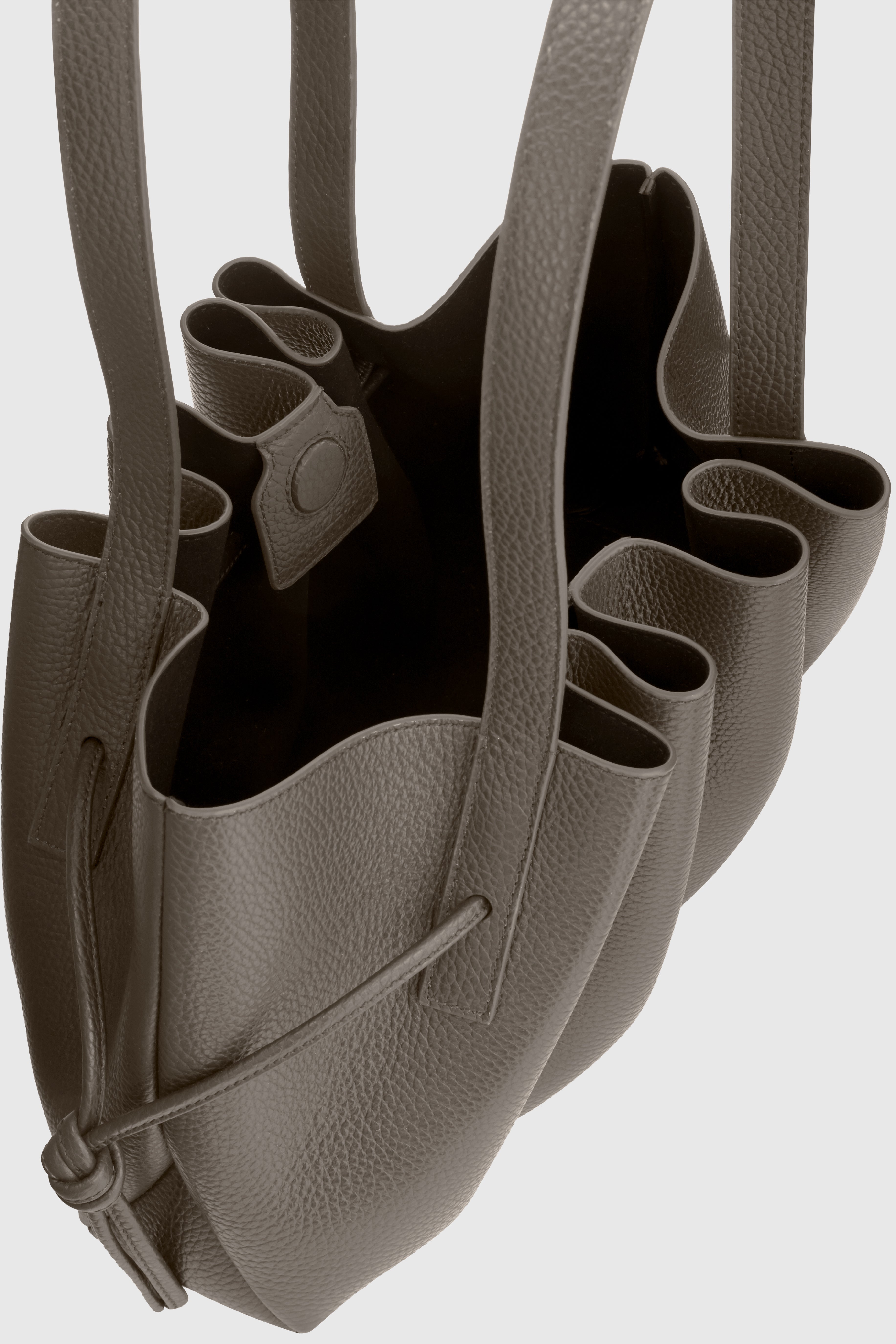 SCALLOP SHOULDER BAG - TAUPE PEBBLE GRAINED LEATHER