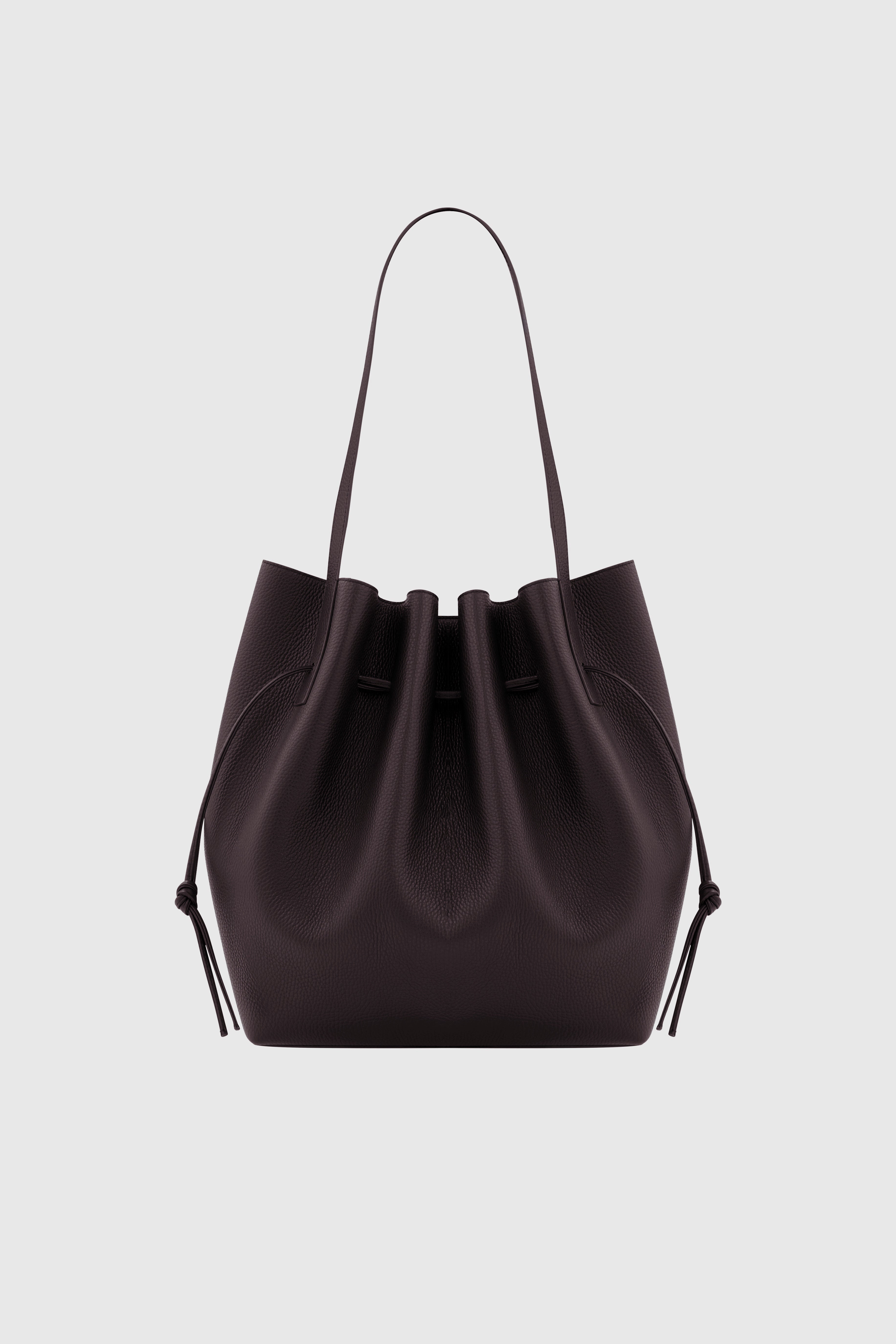SCALLOP_TOTE_CASIS_01.jpg