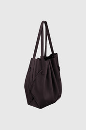 SCALLOP TOTE -  CASSIS PEBBLE GRAINED LEATHER