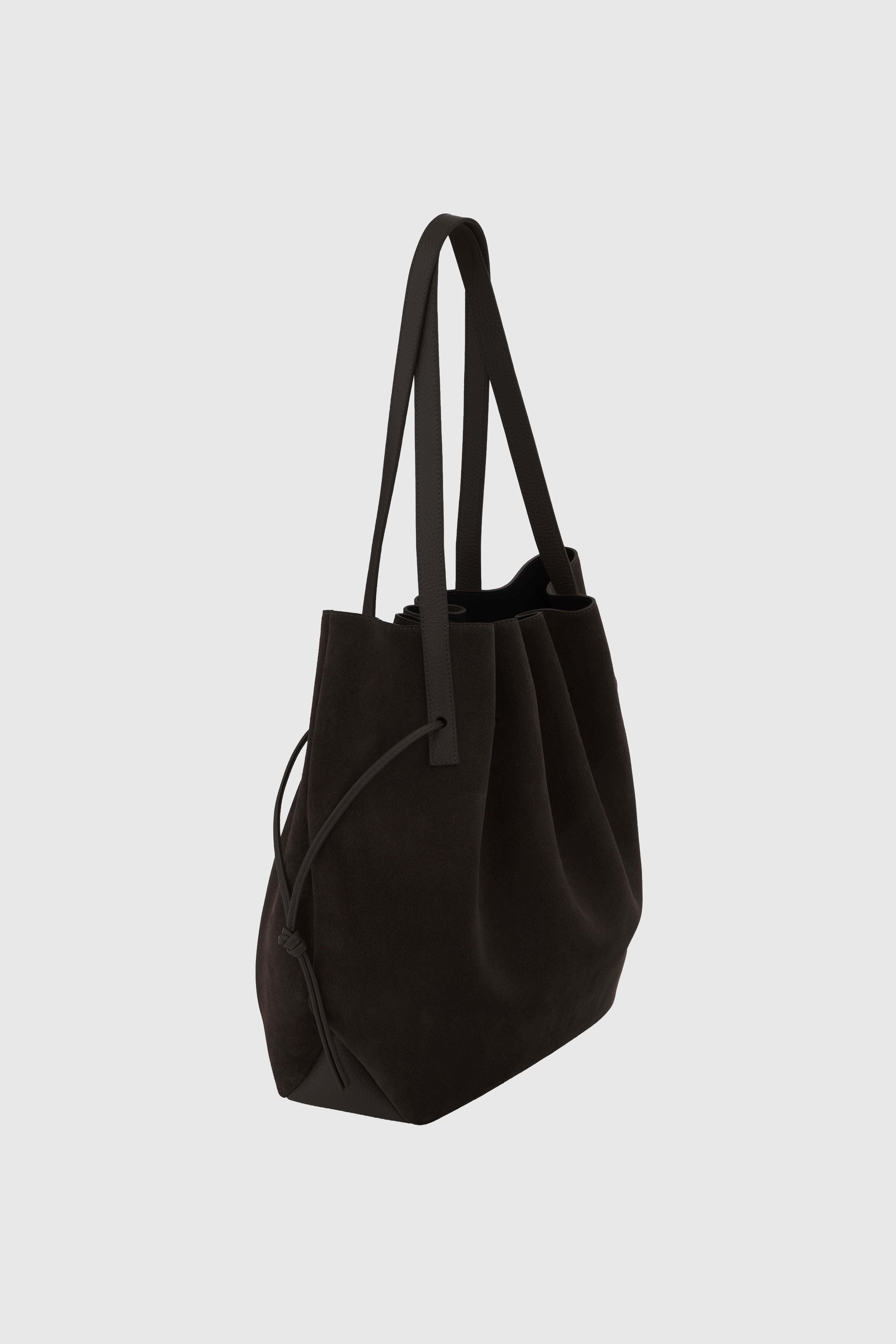 SCALLOP TOTE - GANACHE SUEDE