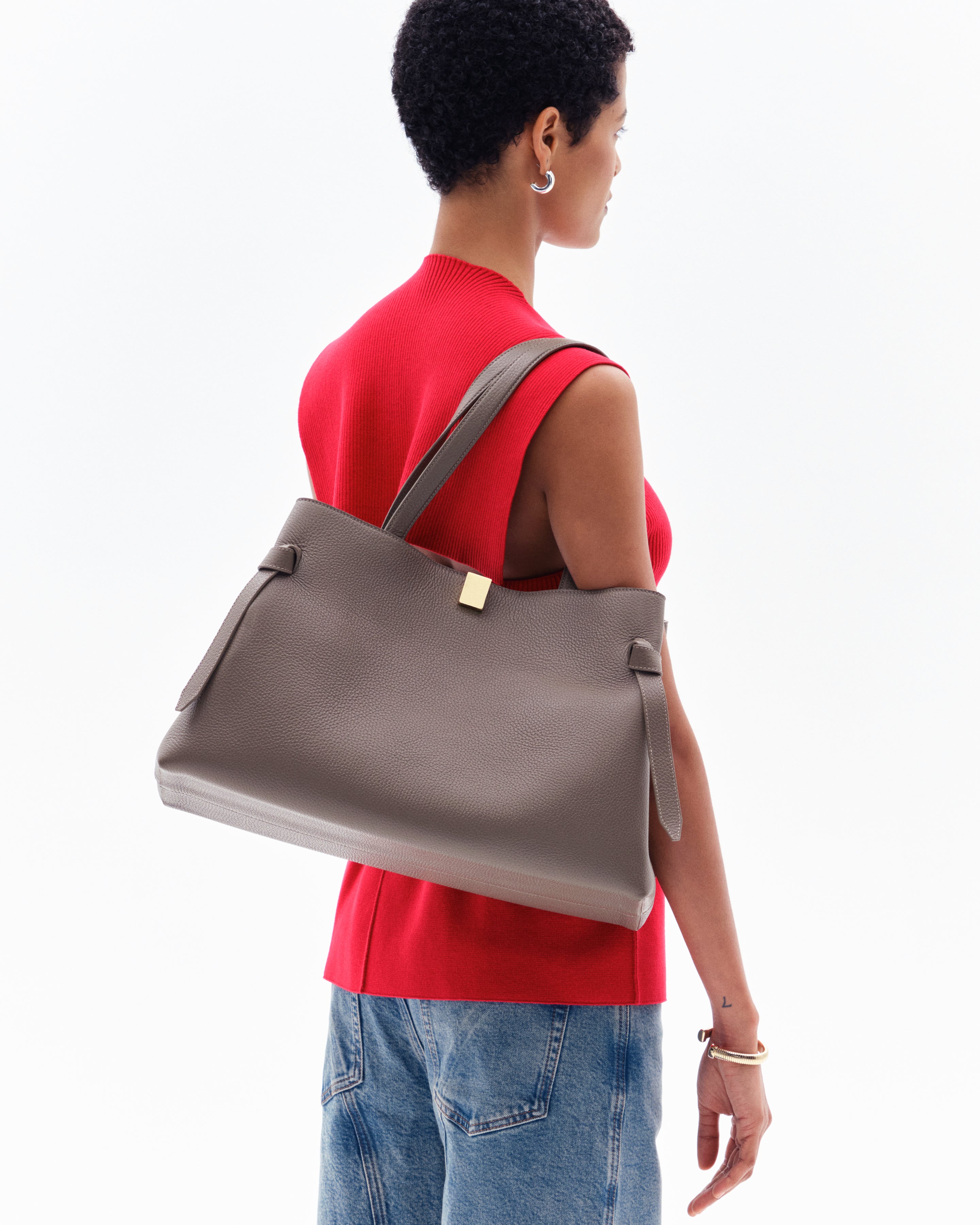 GYOZA TOTE - TAUPE PEBBLE GRAINED LEATHER