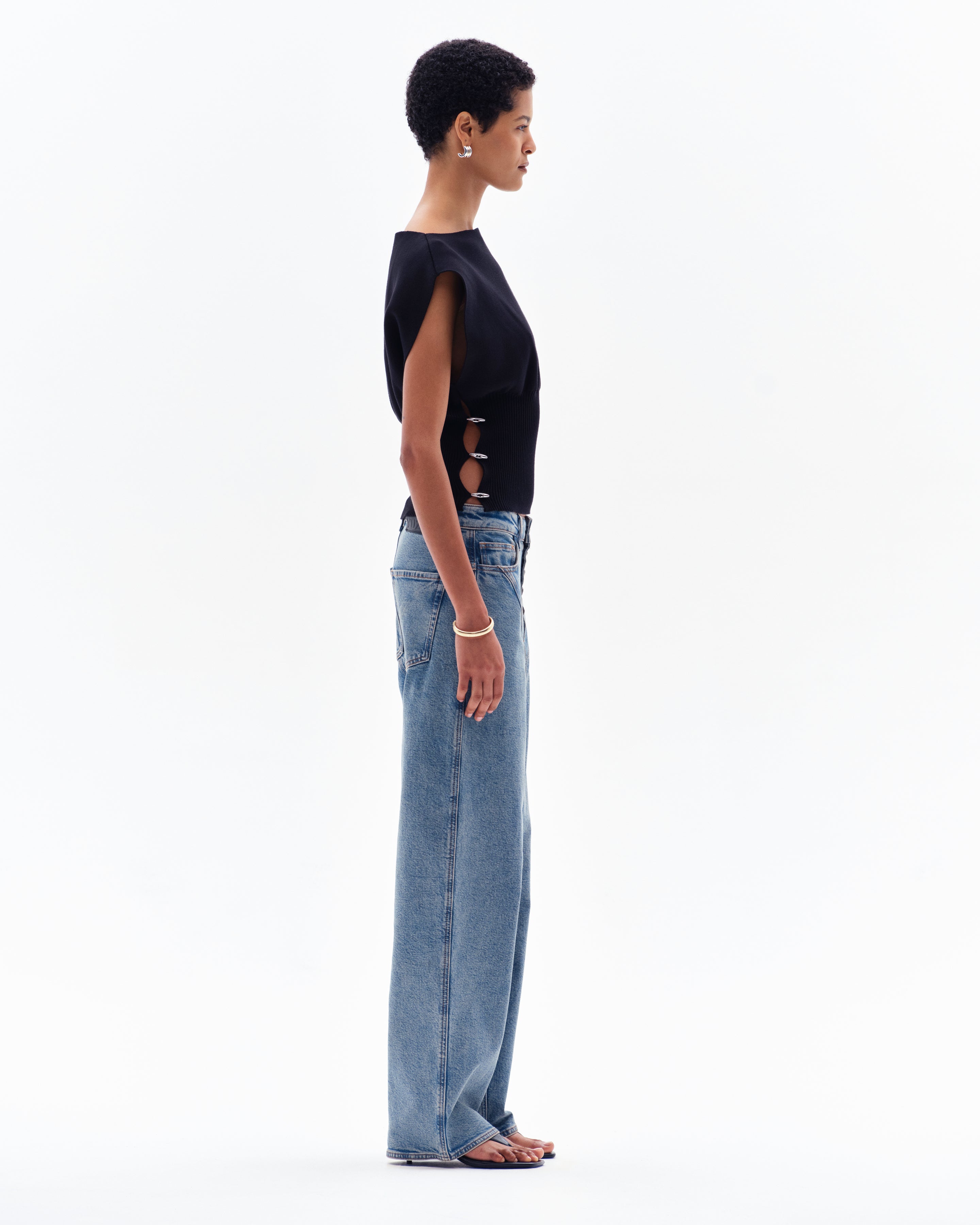 NAERIS MILANO OFF-SHOULDER TOP - BLACK