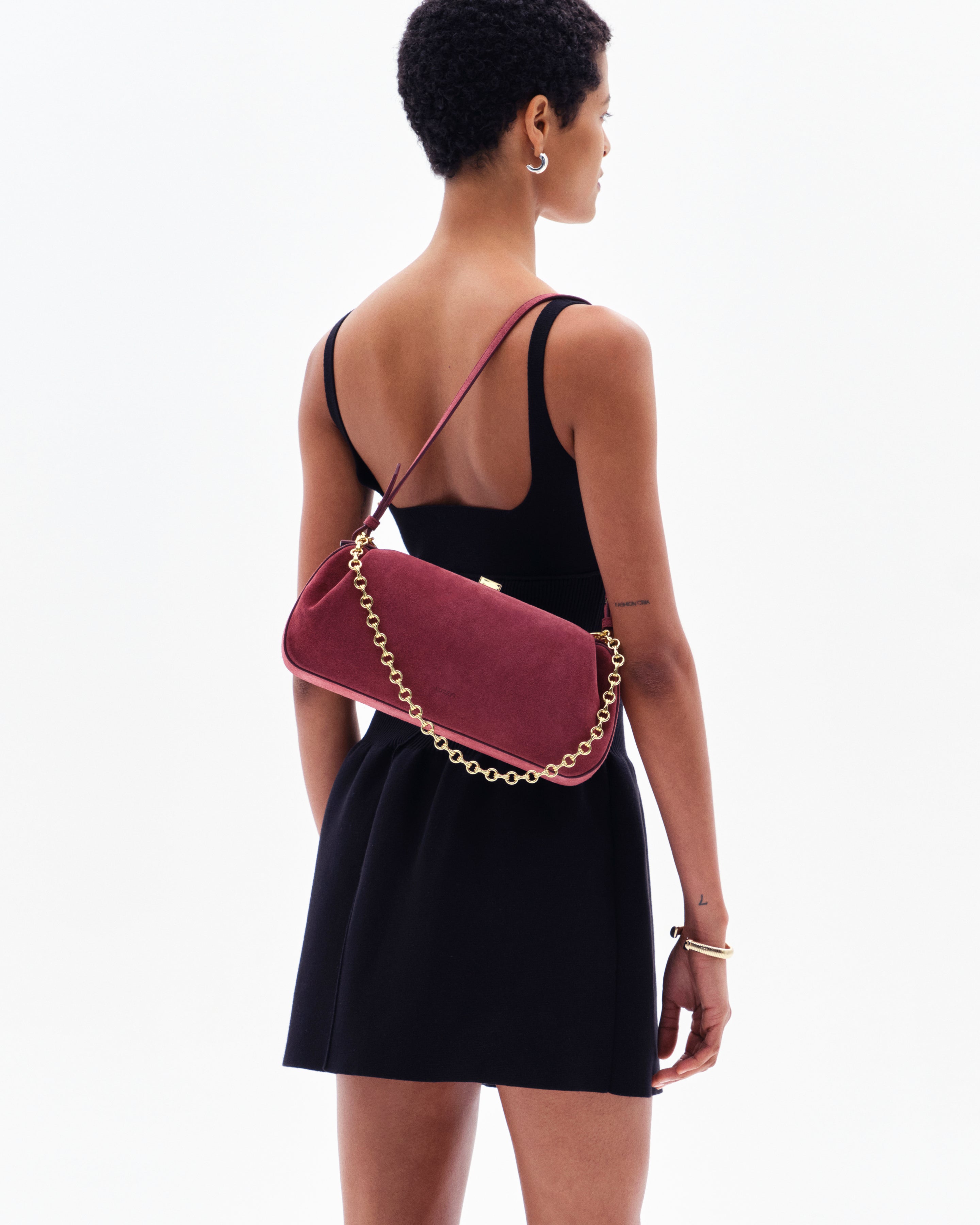 OYSTER CLUTCH - WINE SUEDE