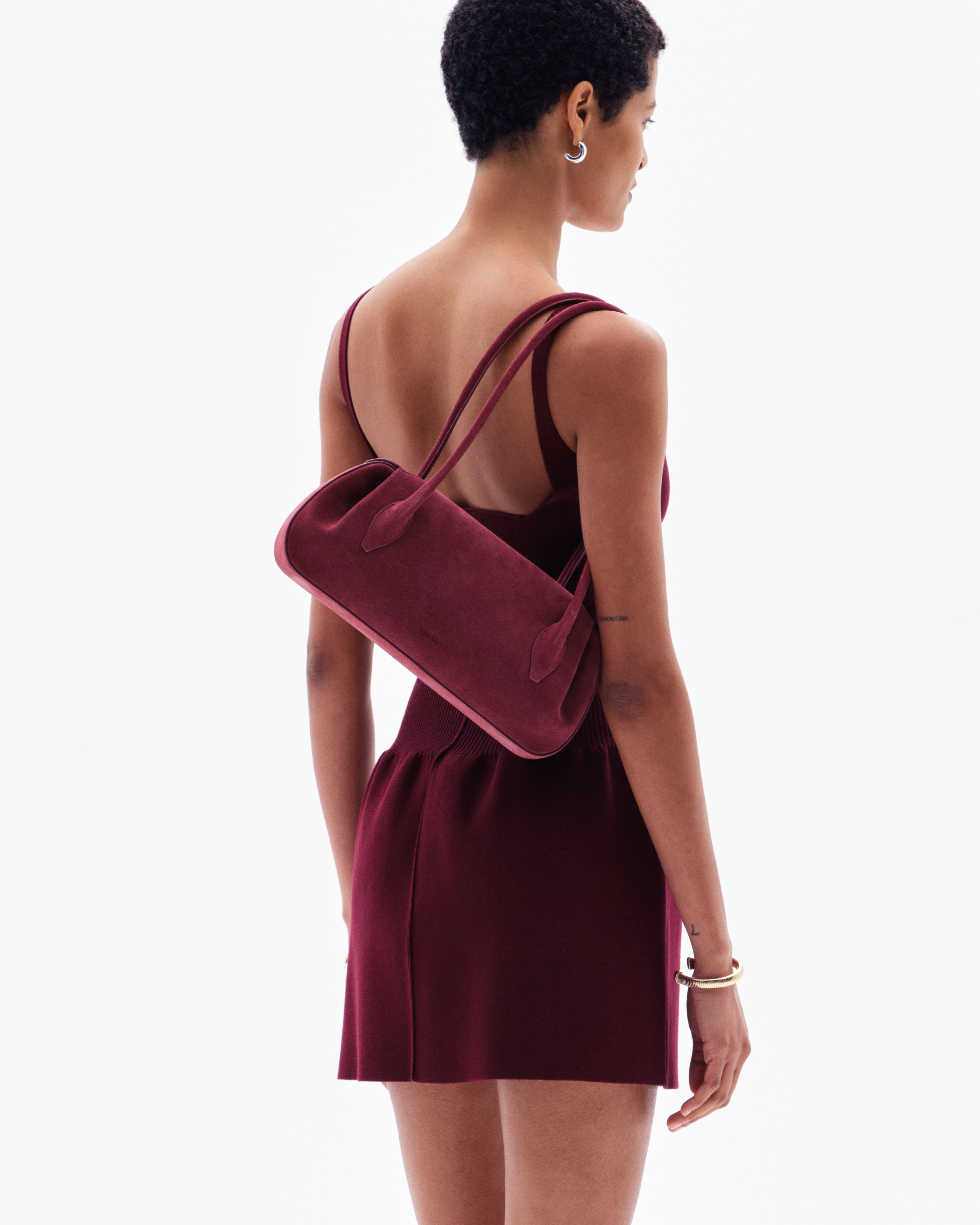 OYSTER SHOULDER BAG - WINE SUEDE