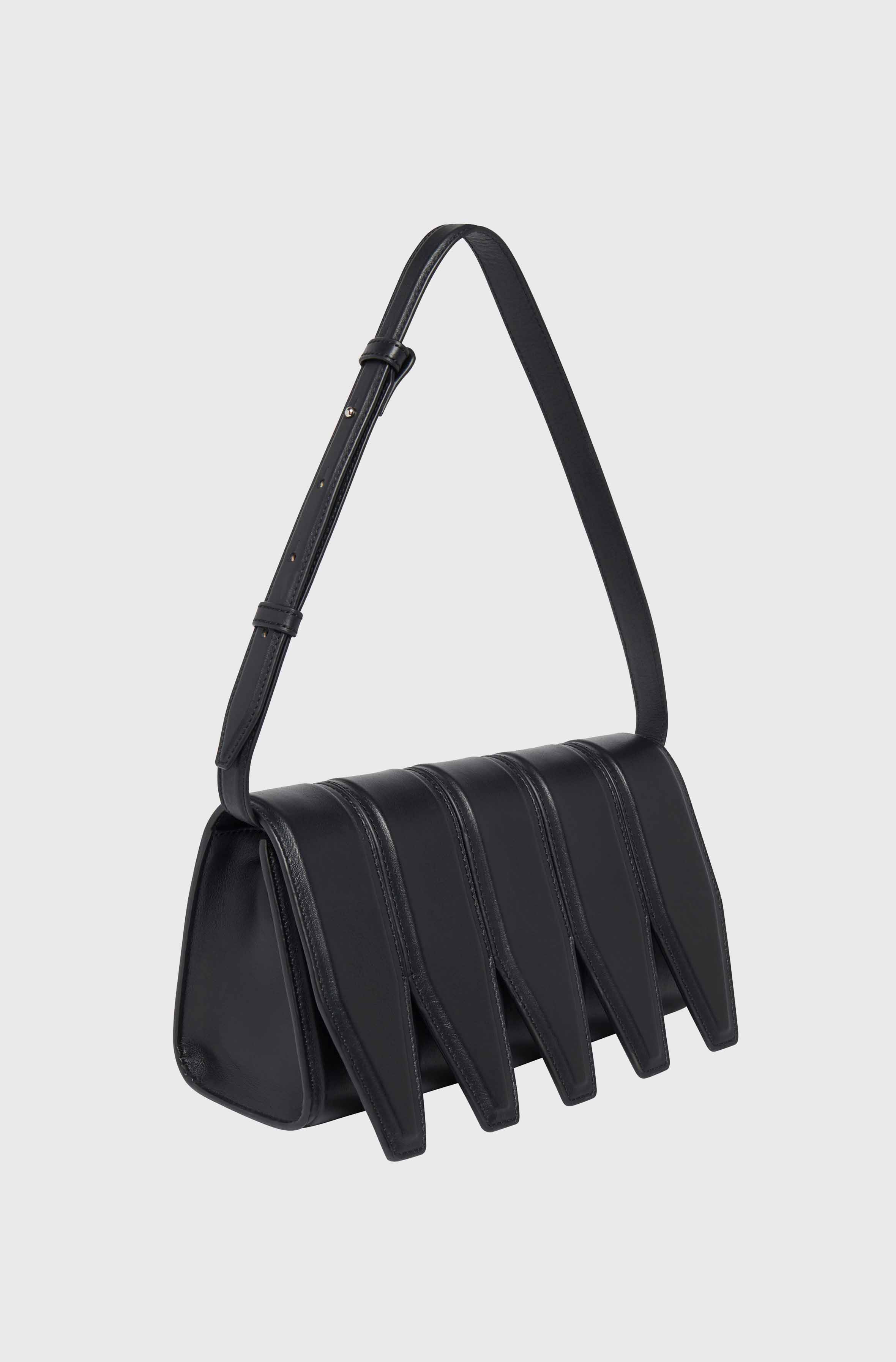 FIVE - BLACK