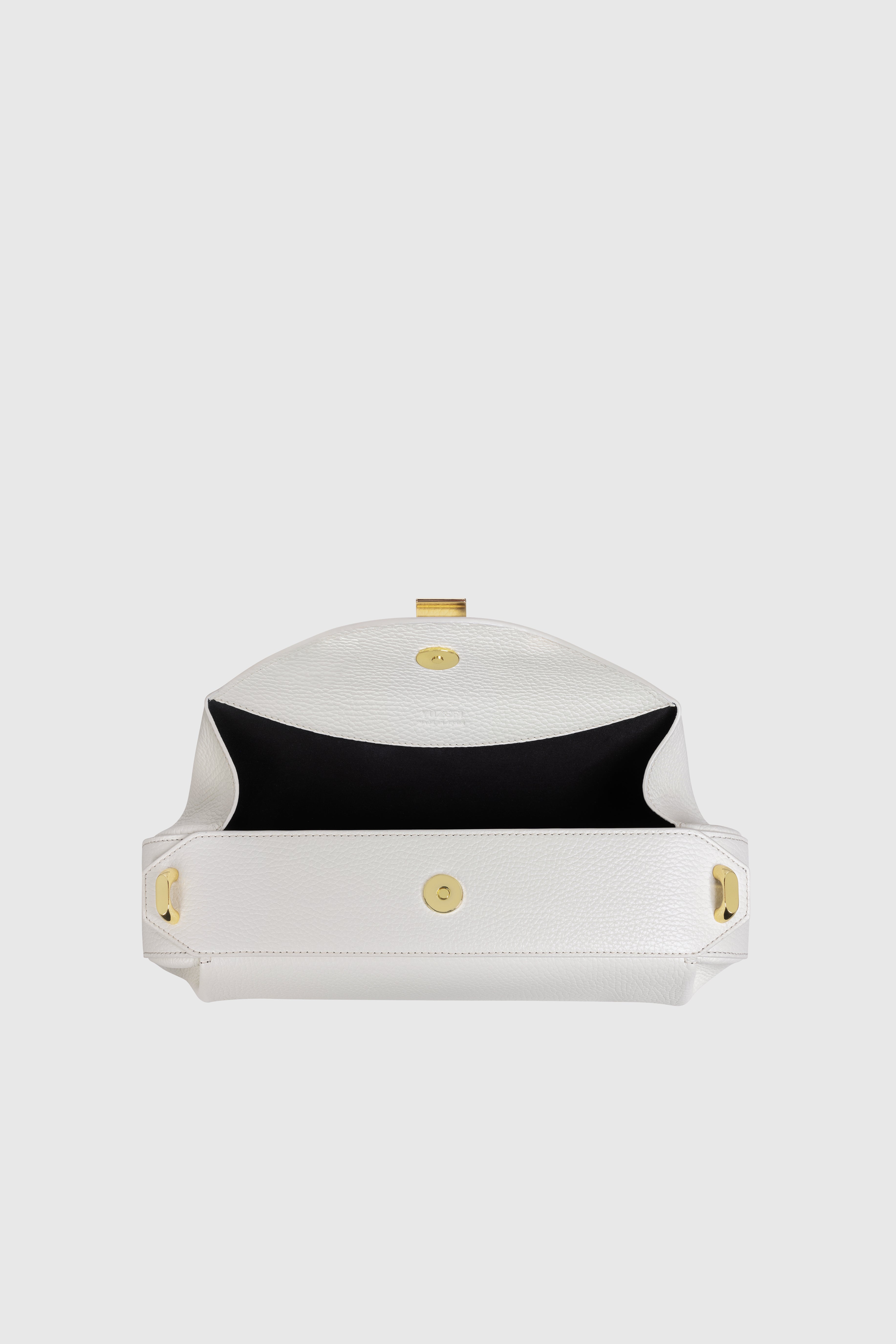 OYSTER CLUTCH - BIANCO PEBBLE GRAINED LEATHER