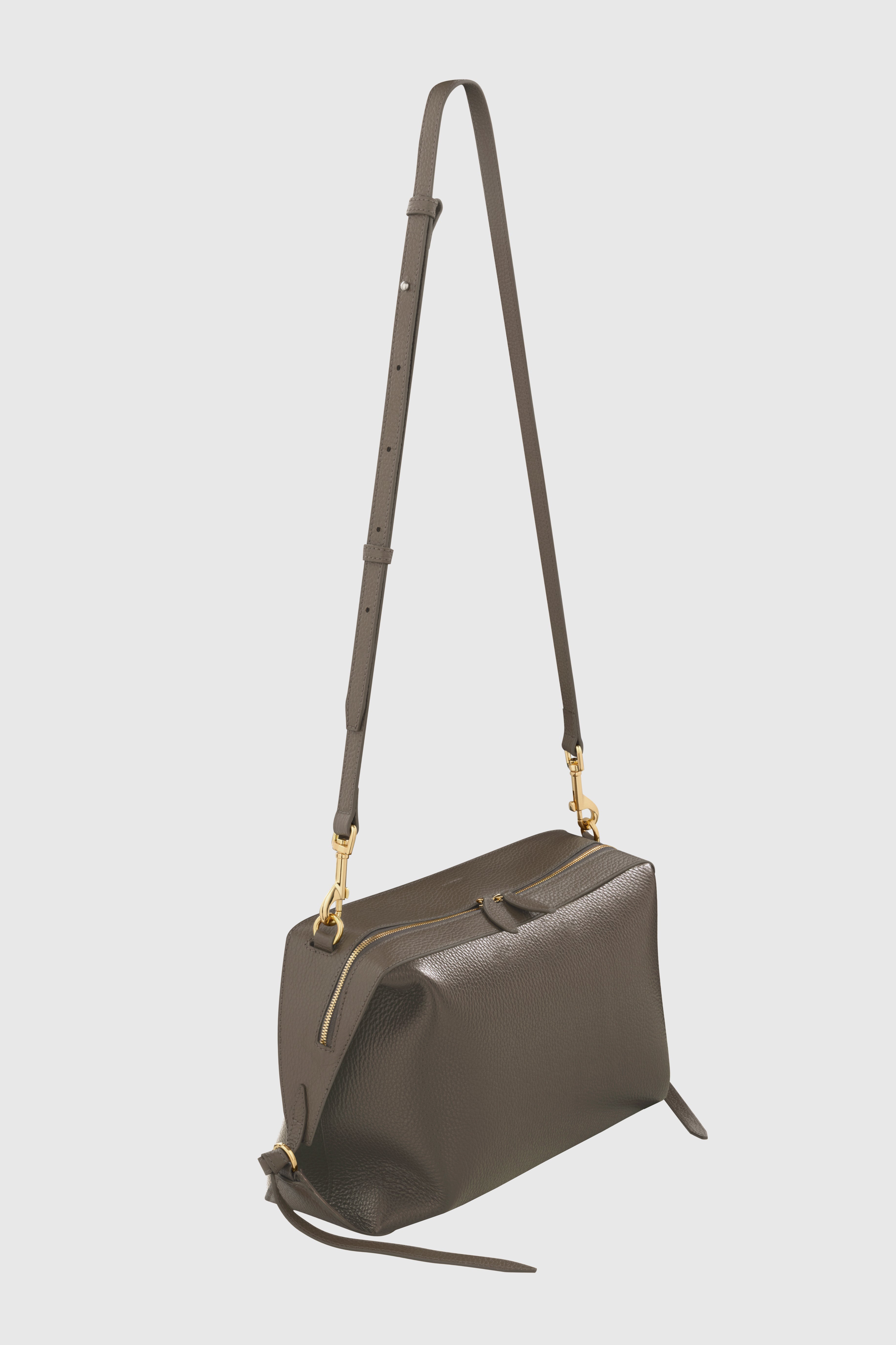 BENTO - TAUPE PEBBLE GRAINED LEATHER