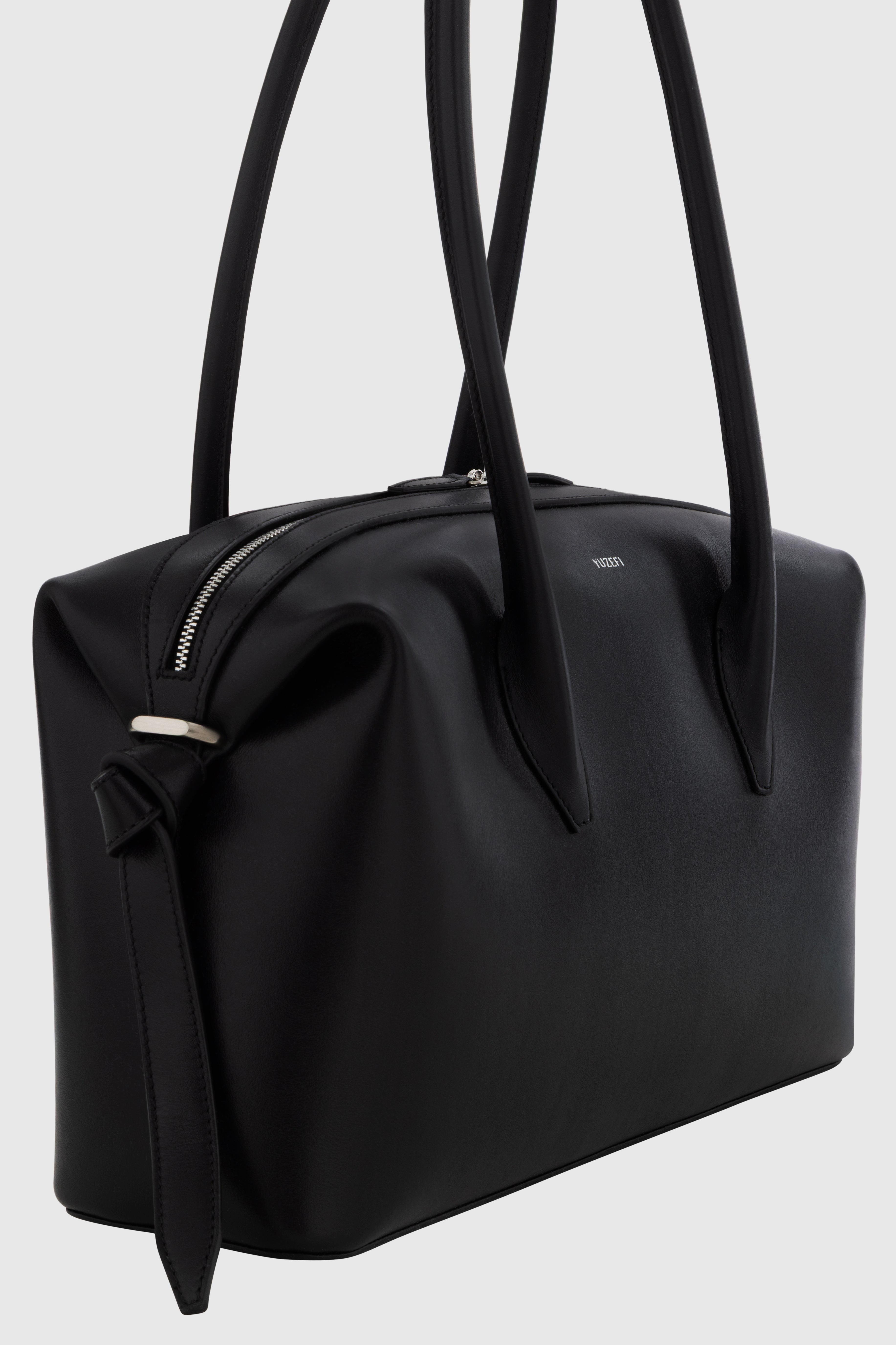 BRIOCHE DUFFLE - BLACK SMOOTH LEATHER