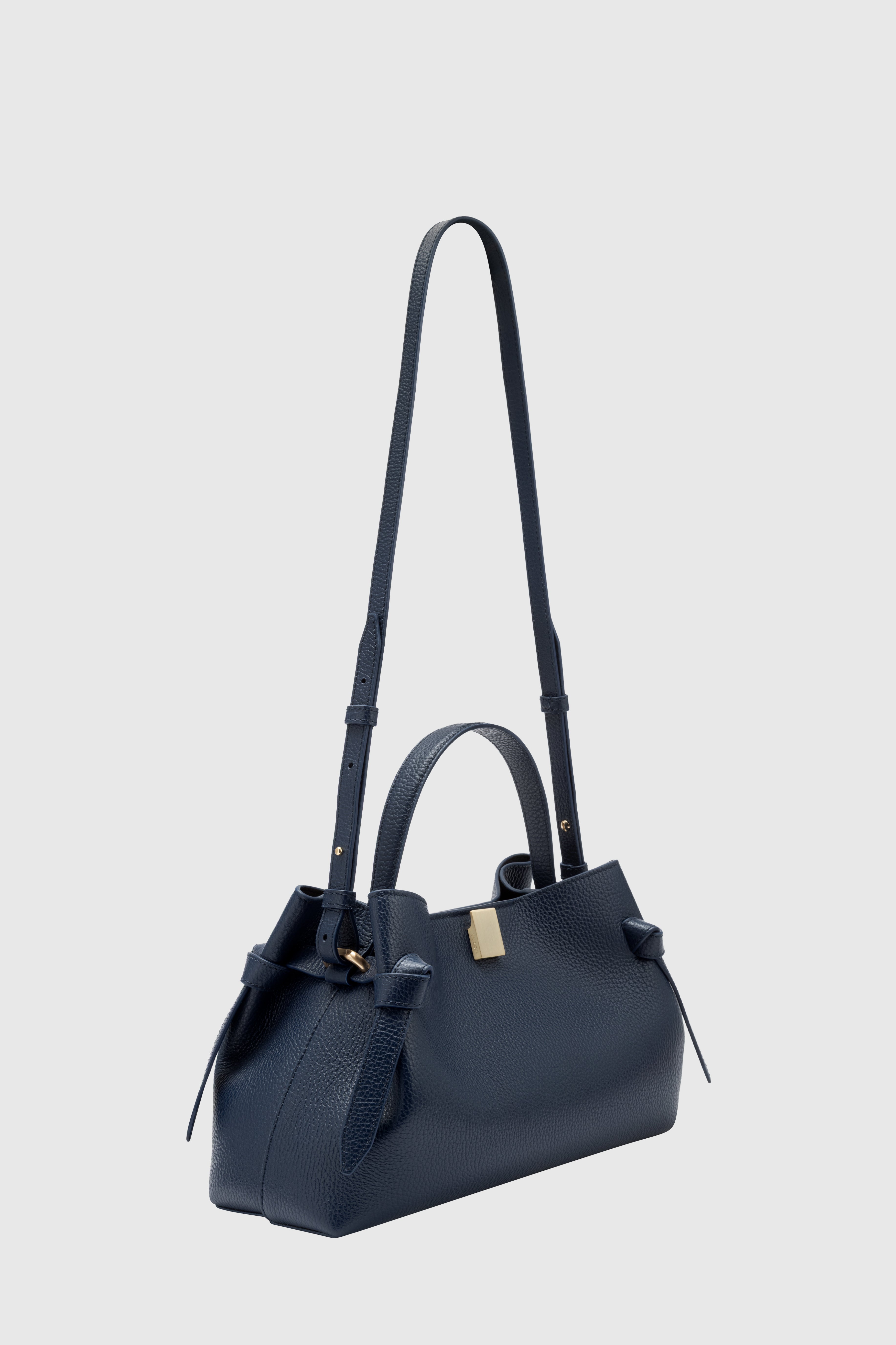 GYOZA - MIDNIGHT PEBBLE GRAINED LEATHER