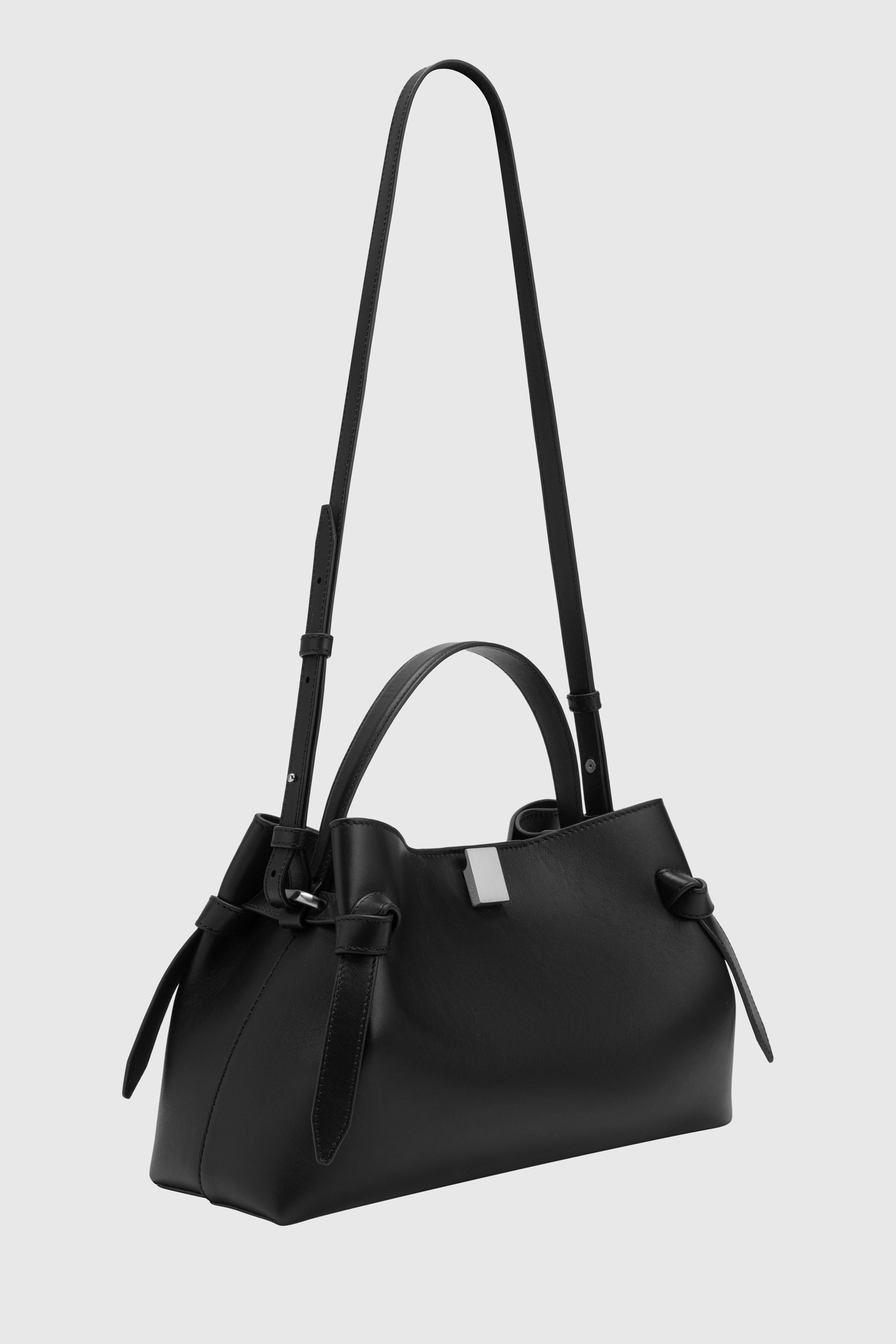 GYOZA - BLACK SMOOTH LEATHER