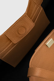 GYOZA TOTE - HAZEL PEBBLE GRAINED LEATHER