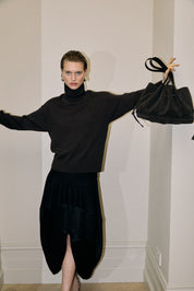 SCALLOP SHOULDER BAG - GANACHE SUEDE