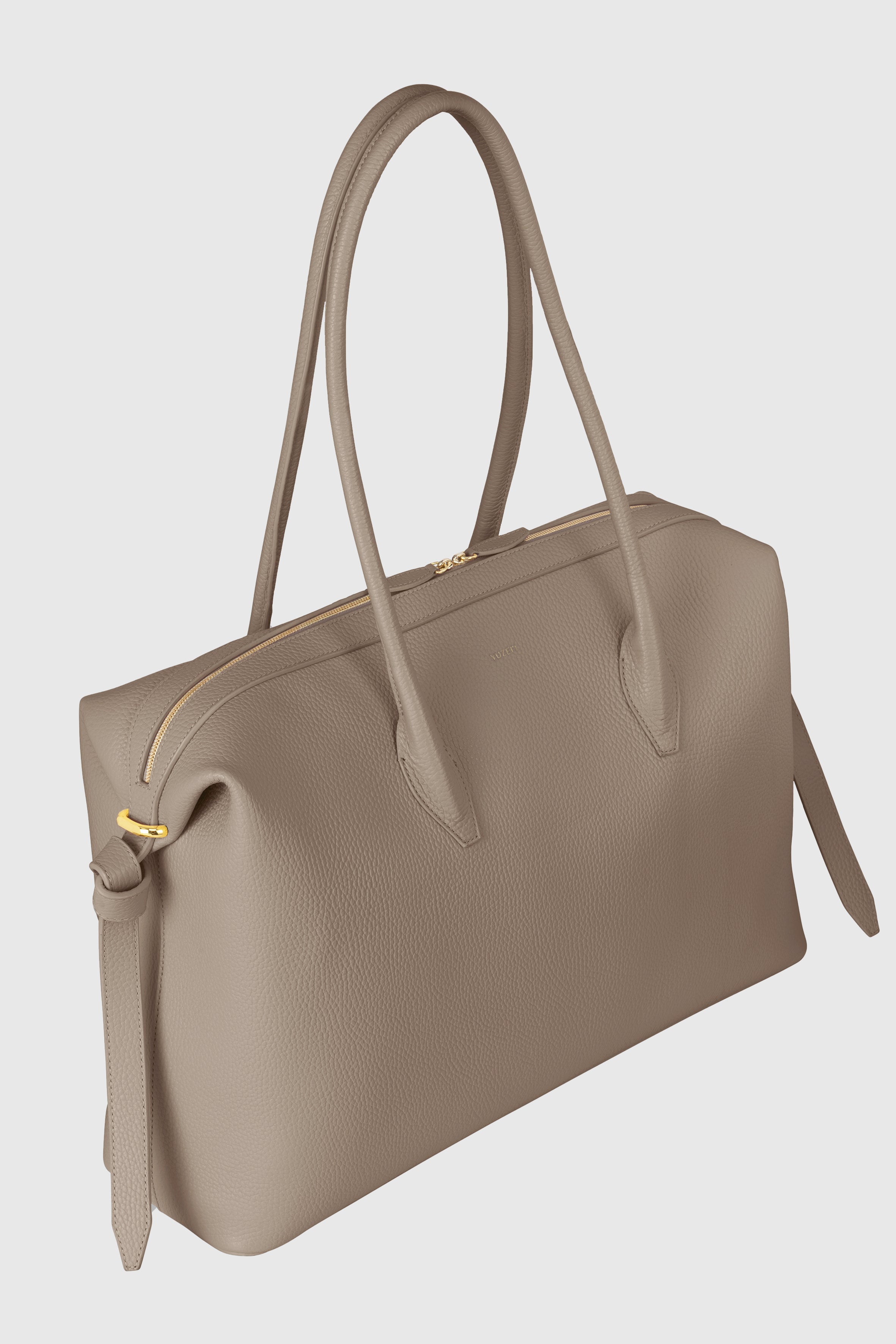 YUZEFI_LARGE_BRIOCHE_DUFFLE_PEBBLE_GRAINED_LEATHER_TAUPE_21.jpg
