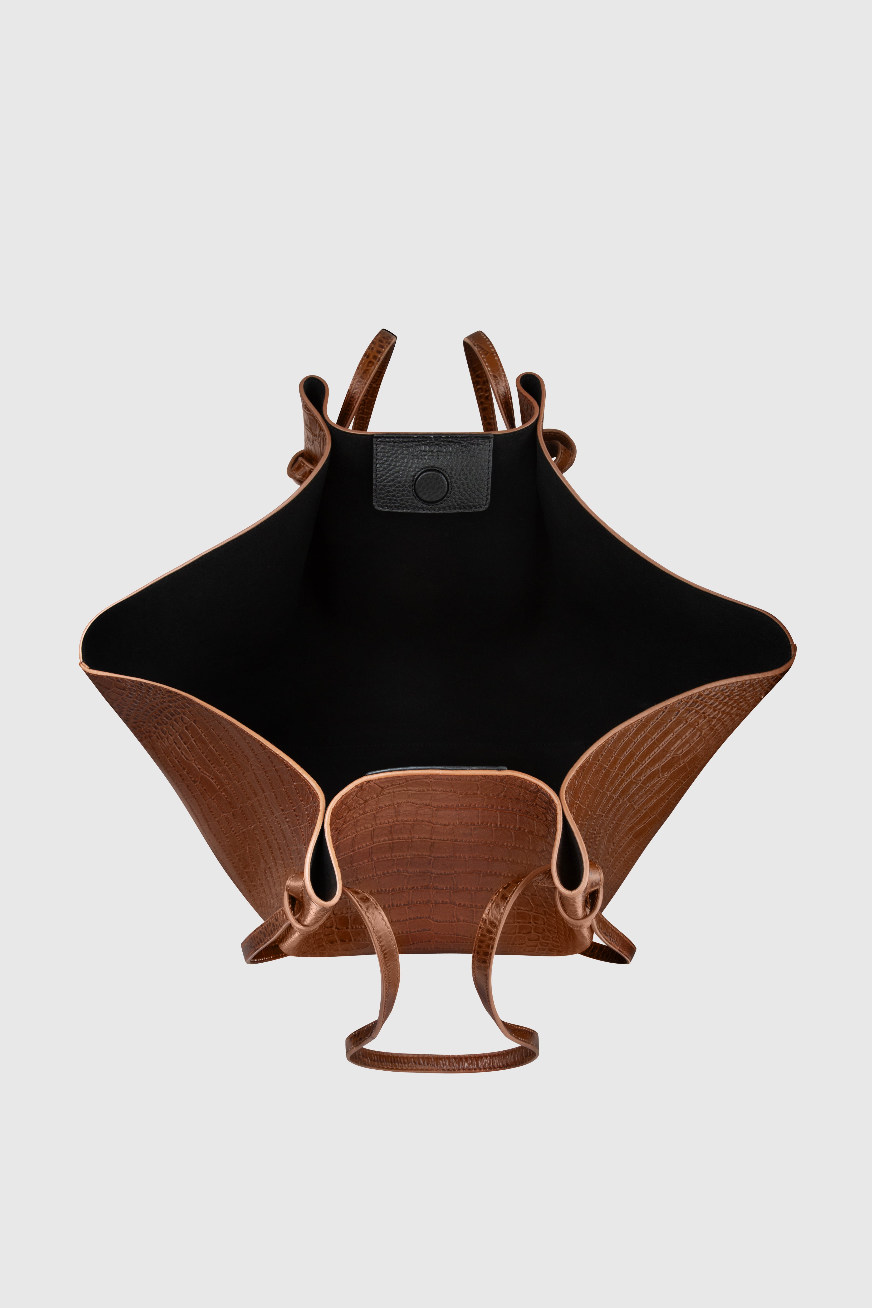 LARGE MOCHI - EMBOSSED SIERRA LEATHER